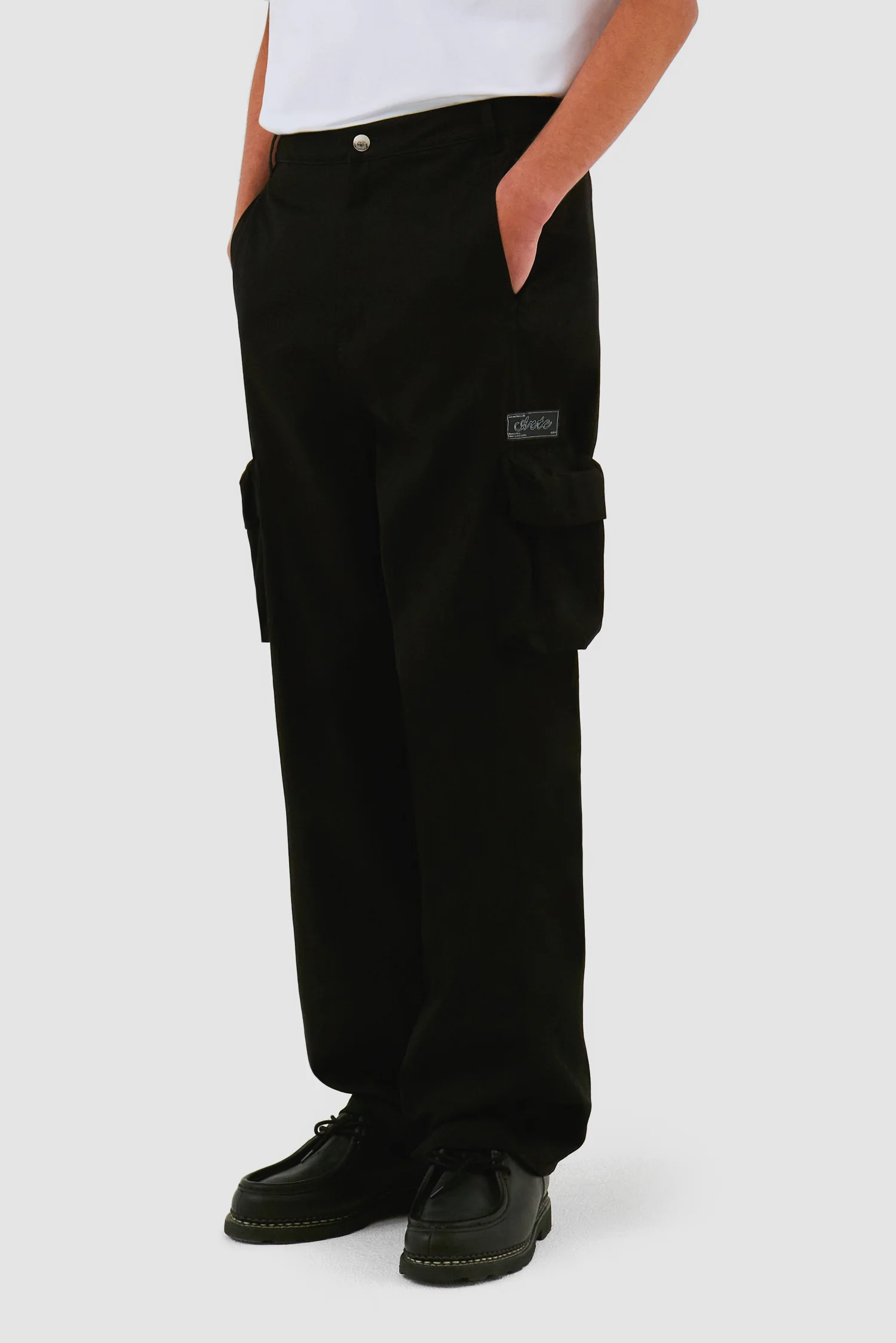 Pantalon en coton à poches 3D - Noir - Image 7