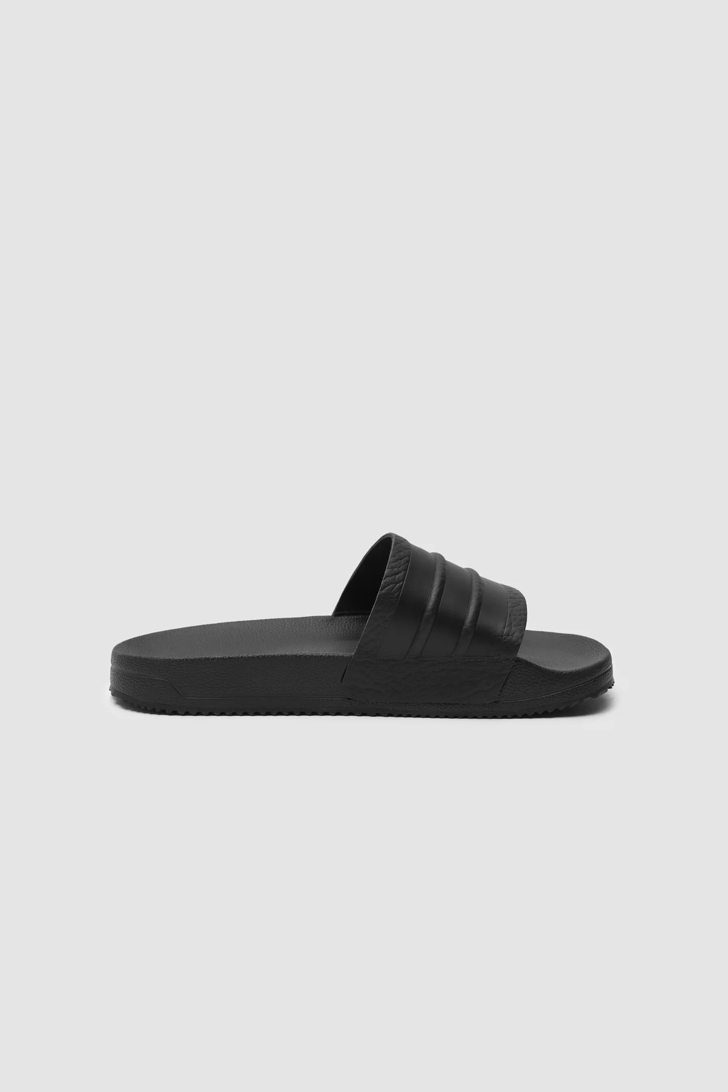 Arte pour adidas Adilette - Noir intense - Image 4