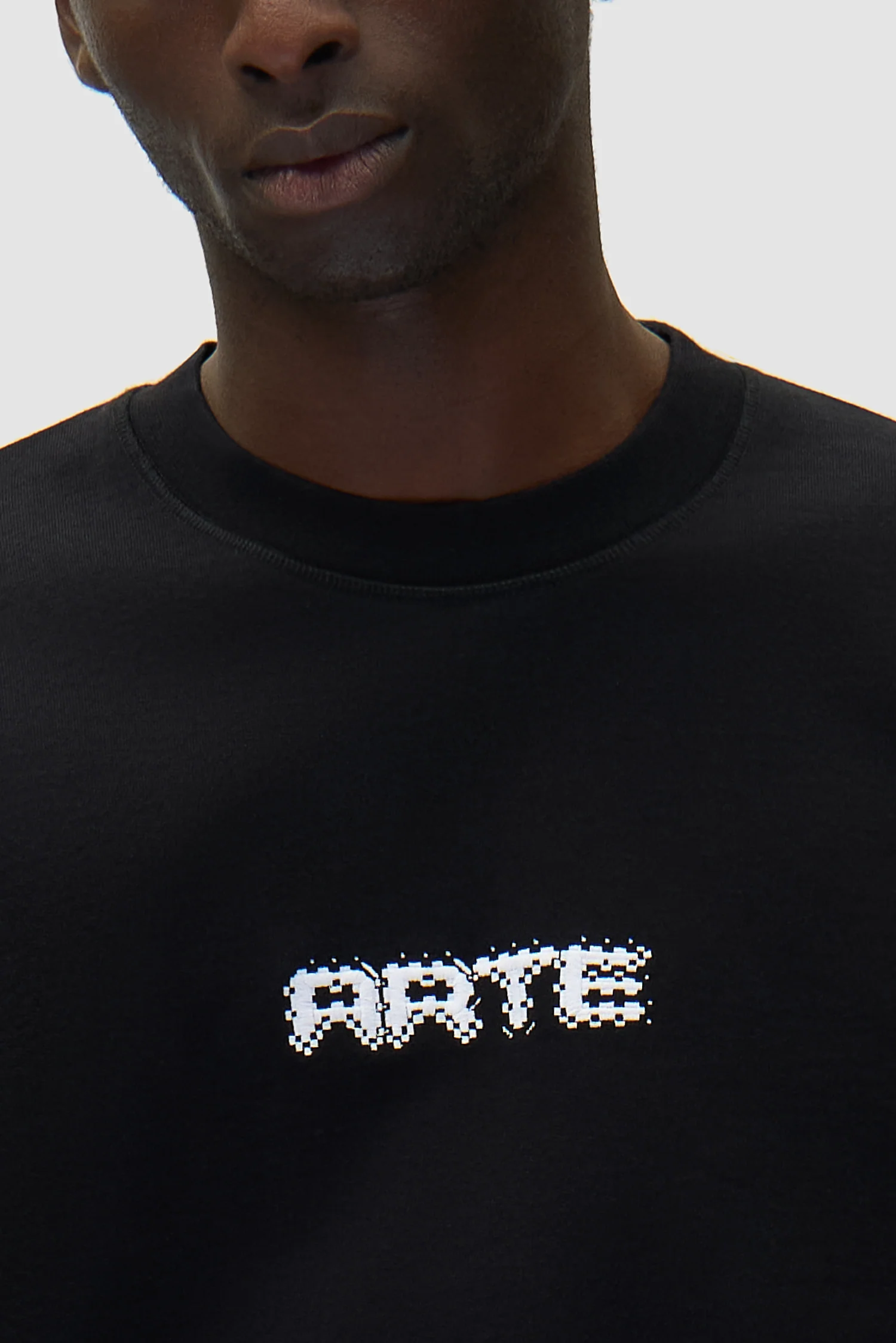 Arte Pixel Crewneck - Noir - Image 7