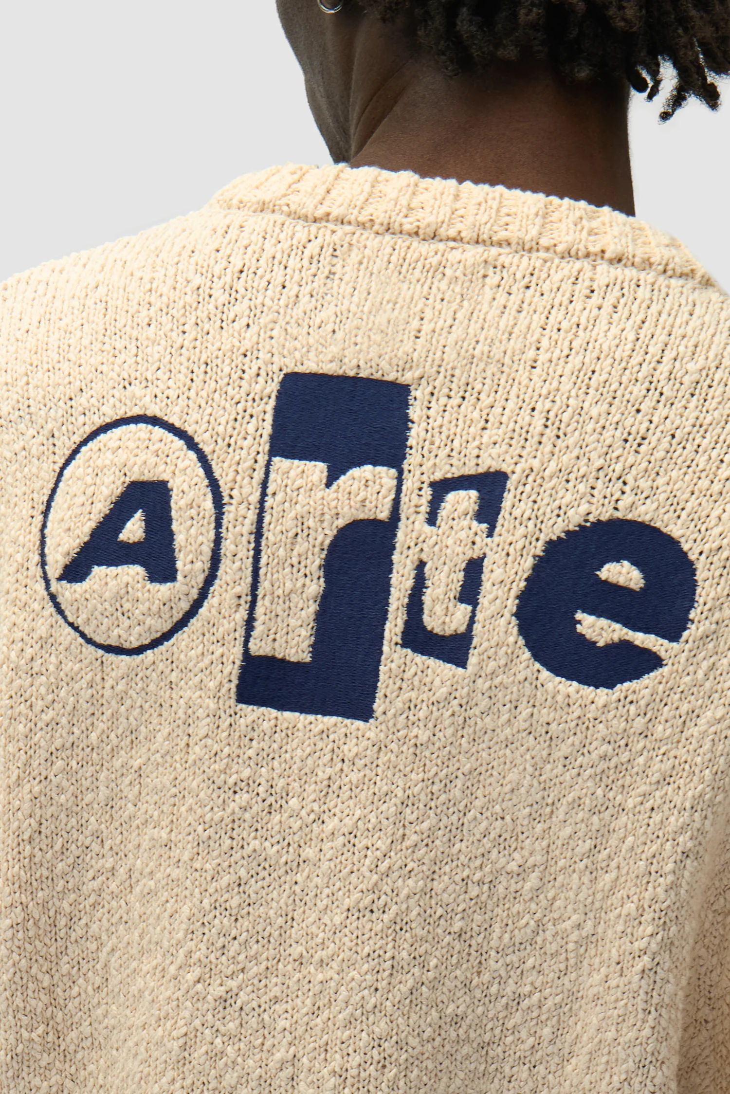 T-shirt en maille avec motif graphique au dos - Crème - Image 8