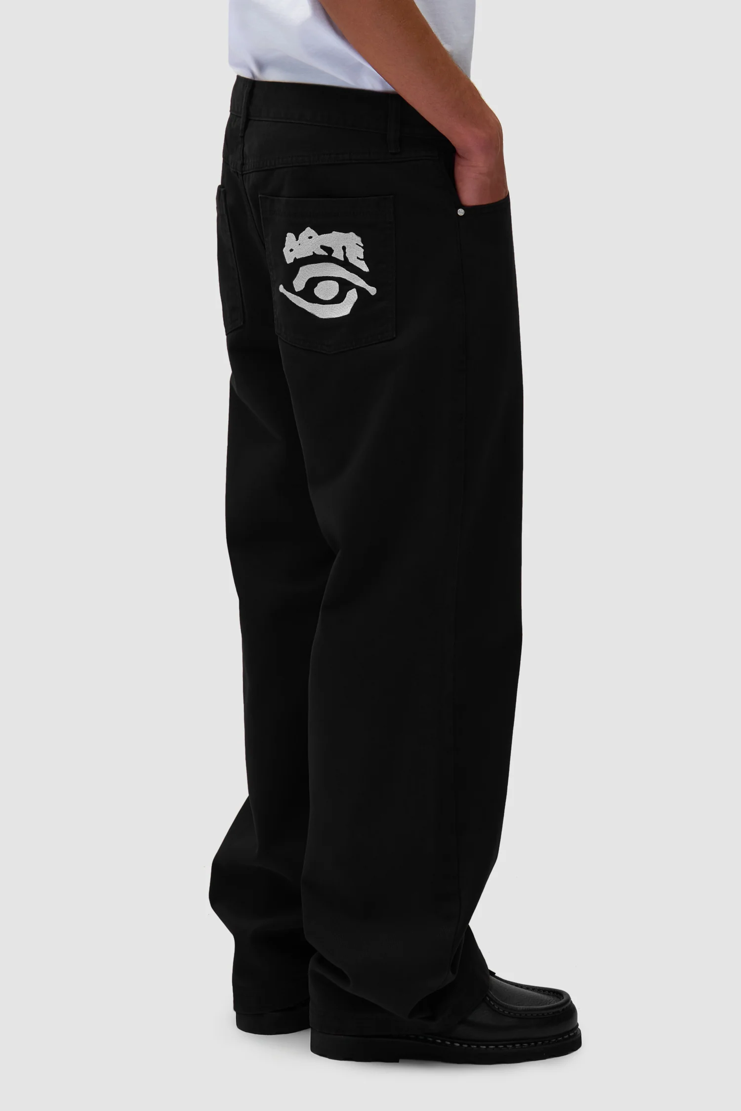 Pantalon graphique à poche arrière - Noir - Image 3