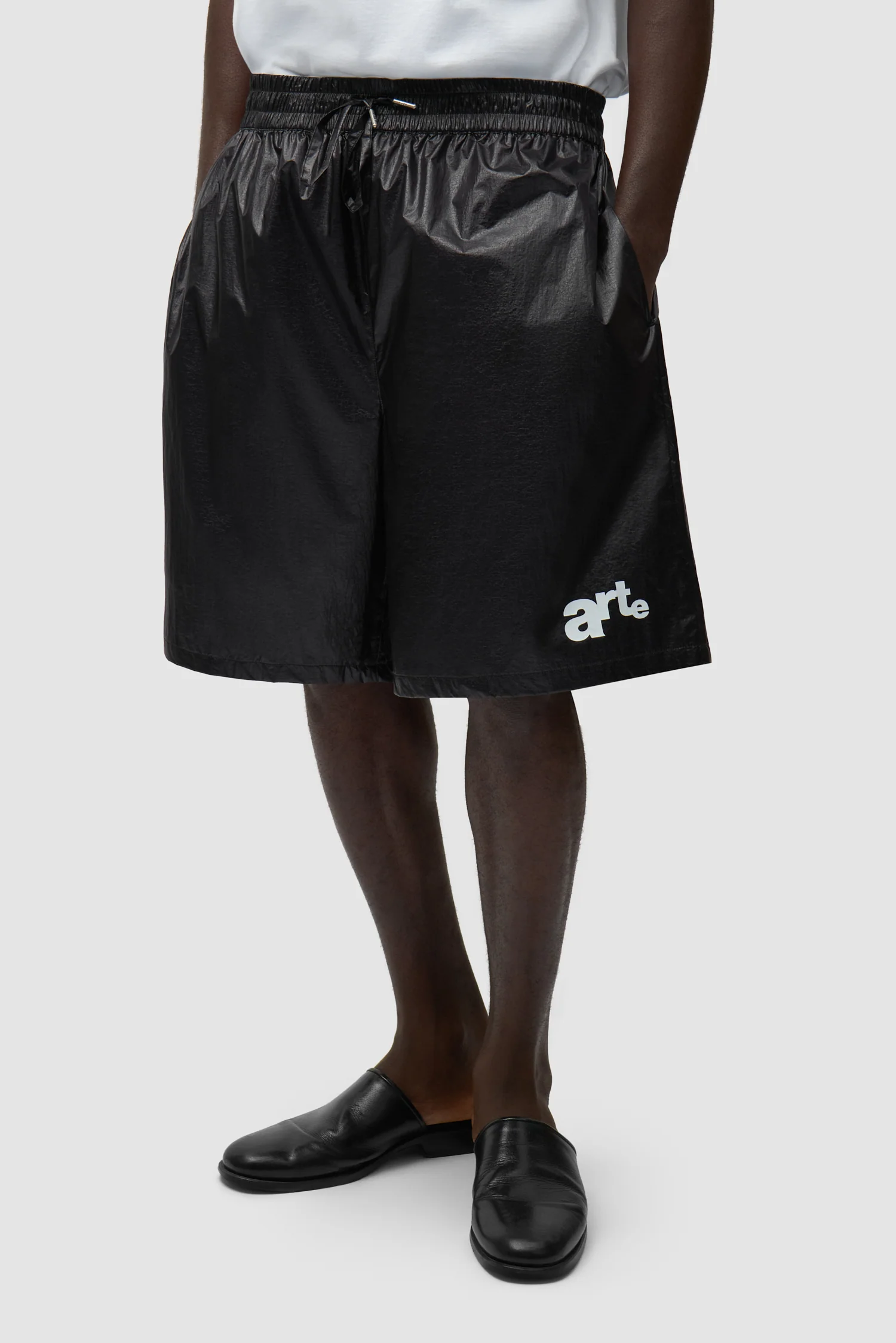 Short à grand logo - Noir - Image 2