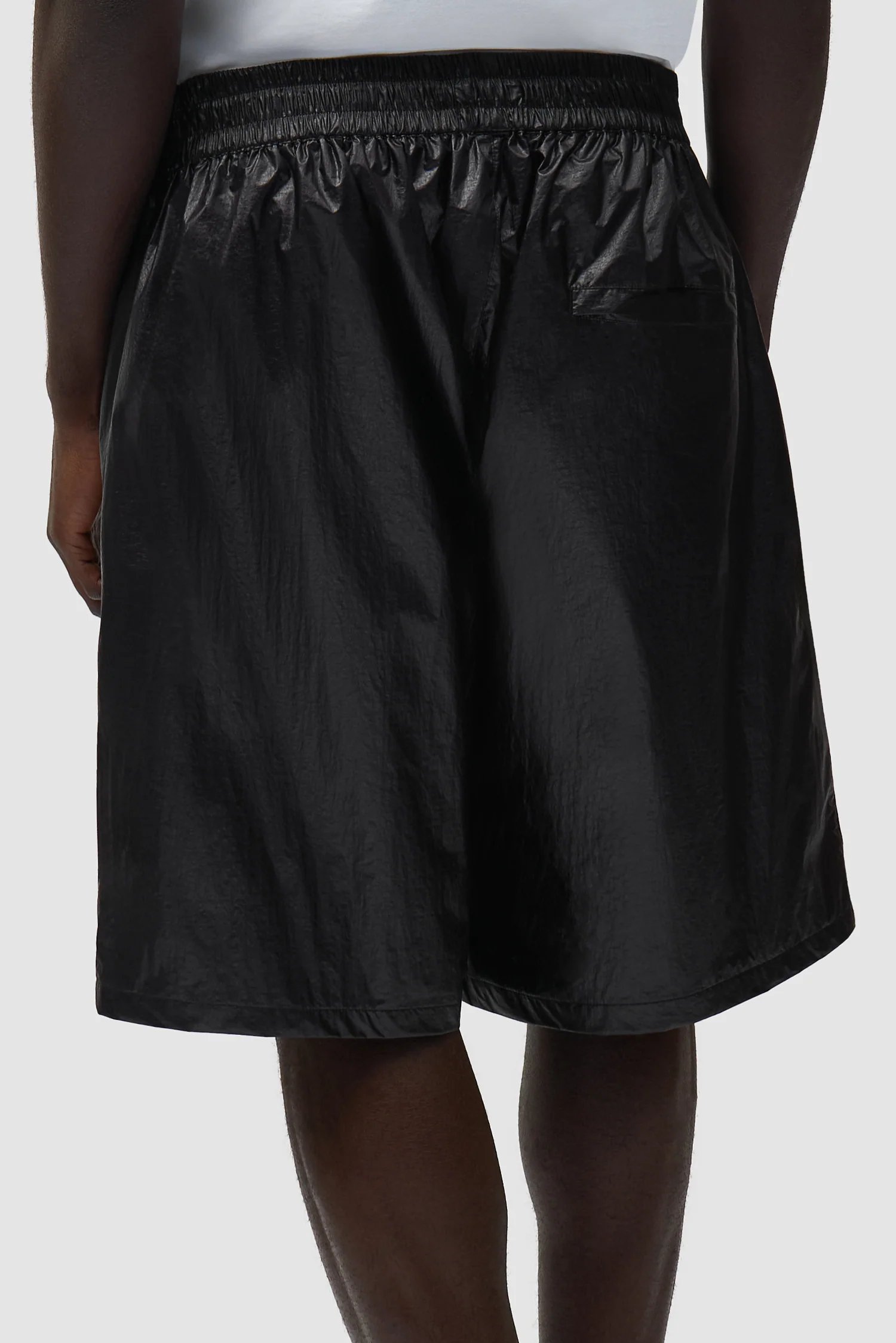 Short à grand logo - Noir - Image 9