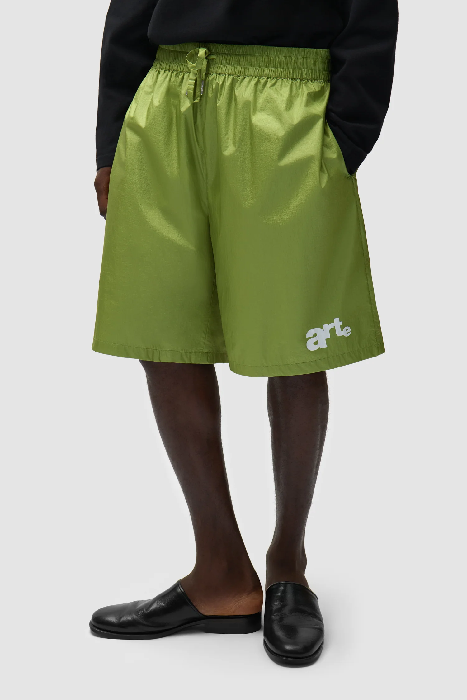 Short à grand logo - Vert - Image 2