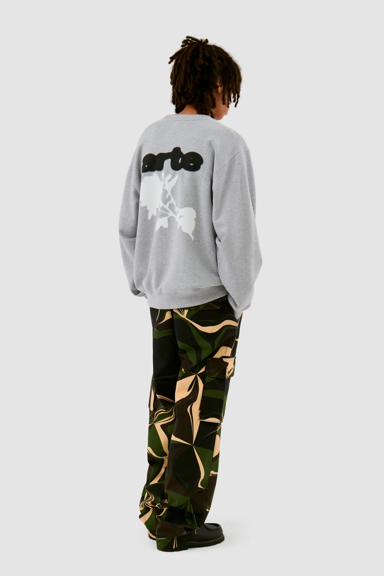 Blur Flower Crewneck - Gris - Image 6