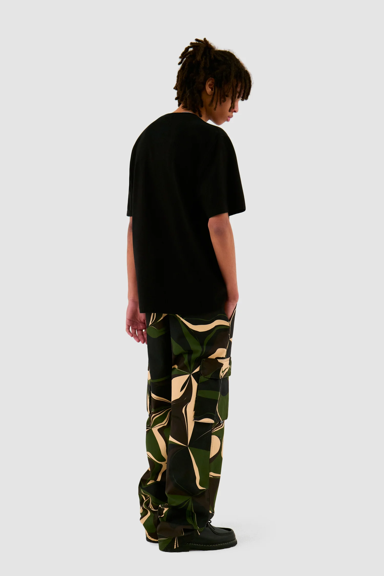 Pantalon cargo camouflage - Imprimé - Image 4