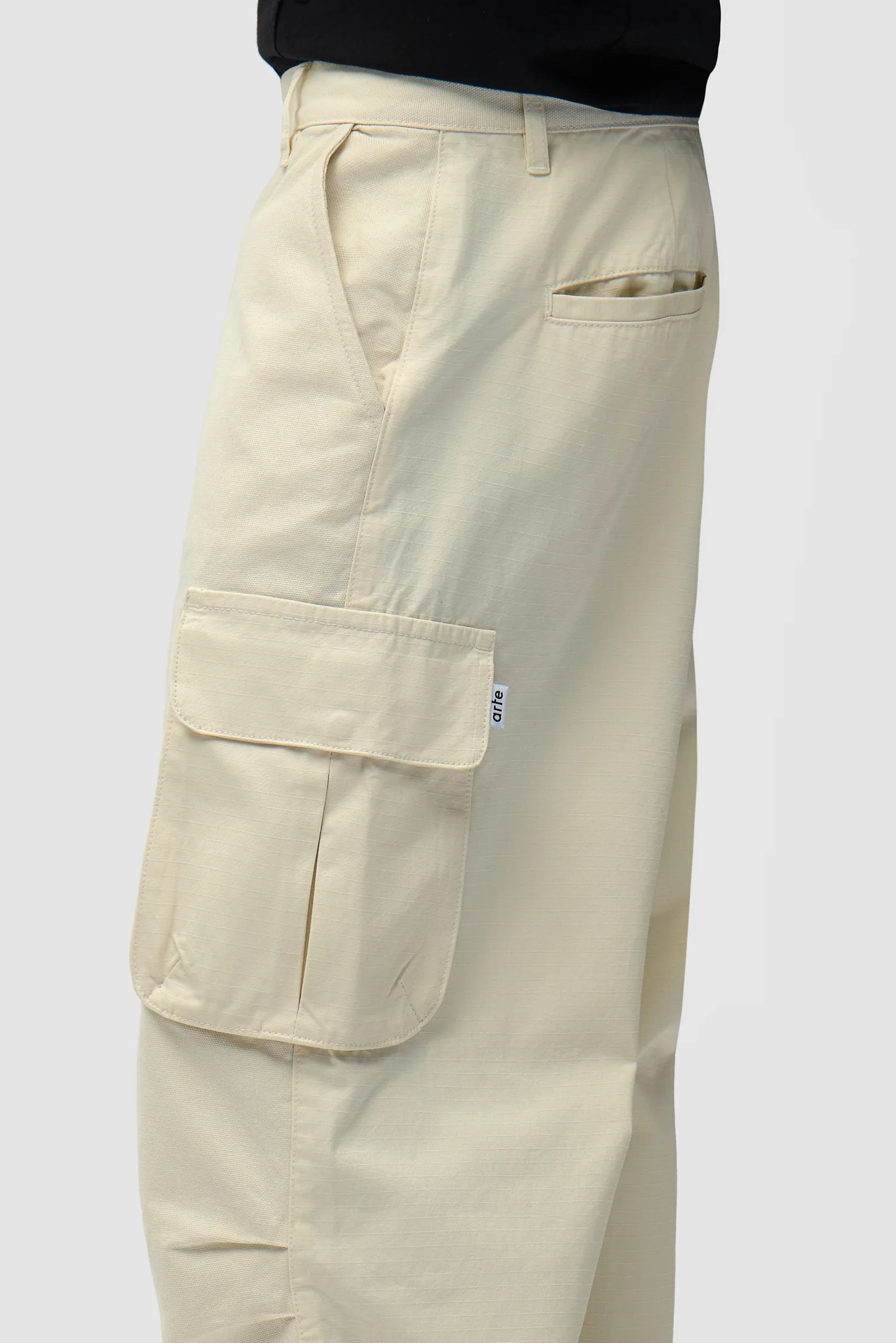 Pantalon cargo en ribstop - Crème - Image 8