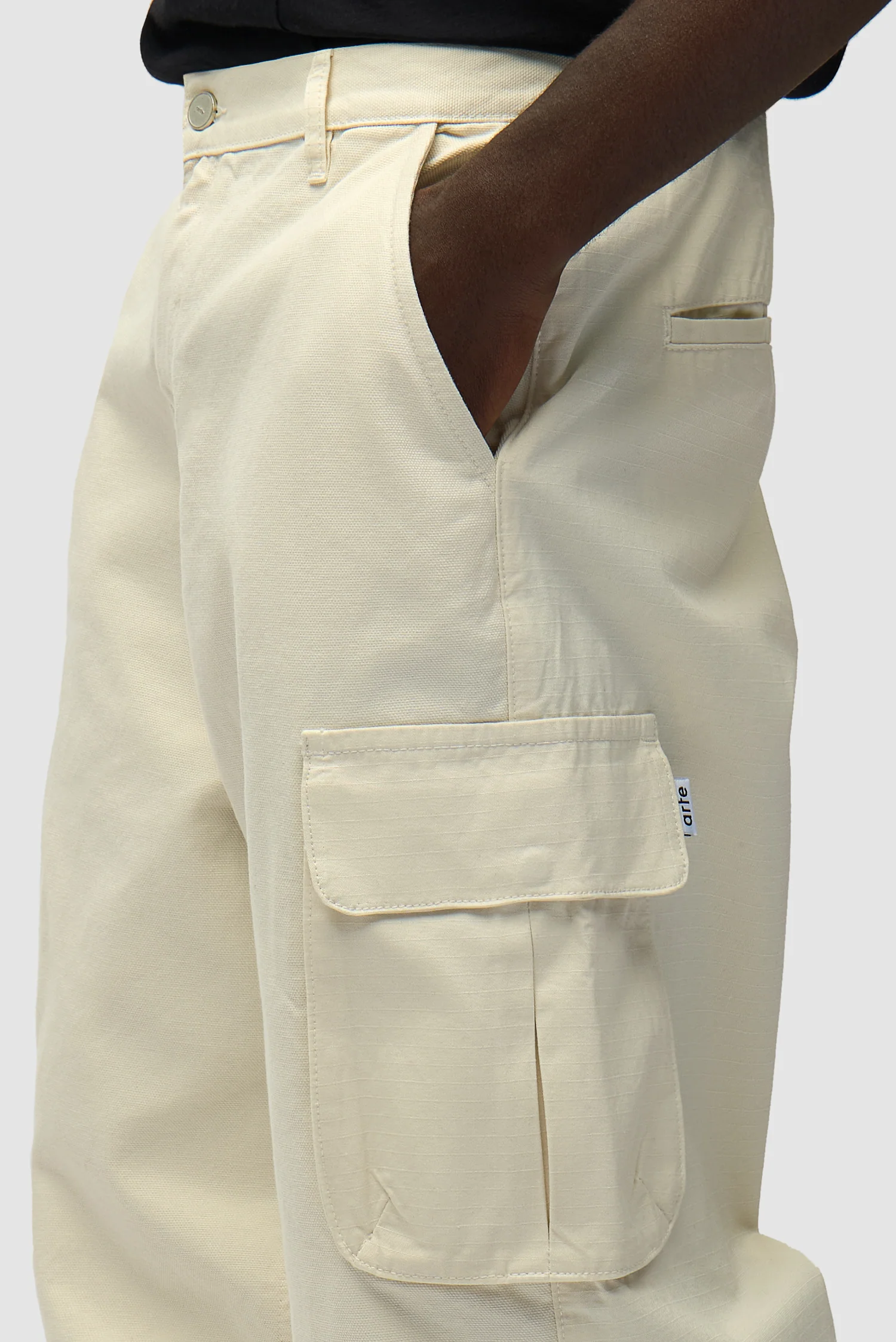 Pantalon cargo en ribstop - Crème - Image 9