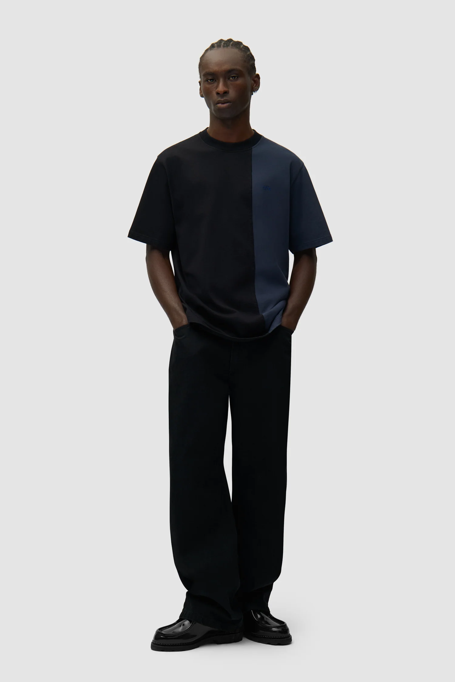 Pantalon à poche avec logo circulaire - Noir - Image 4