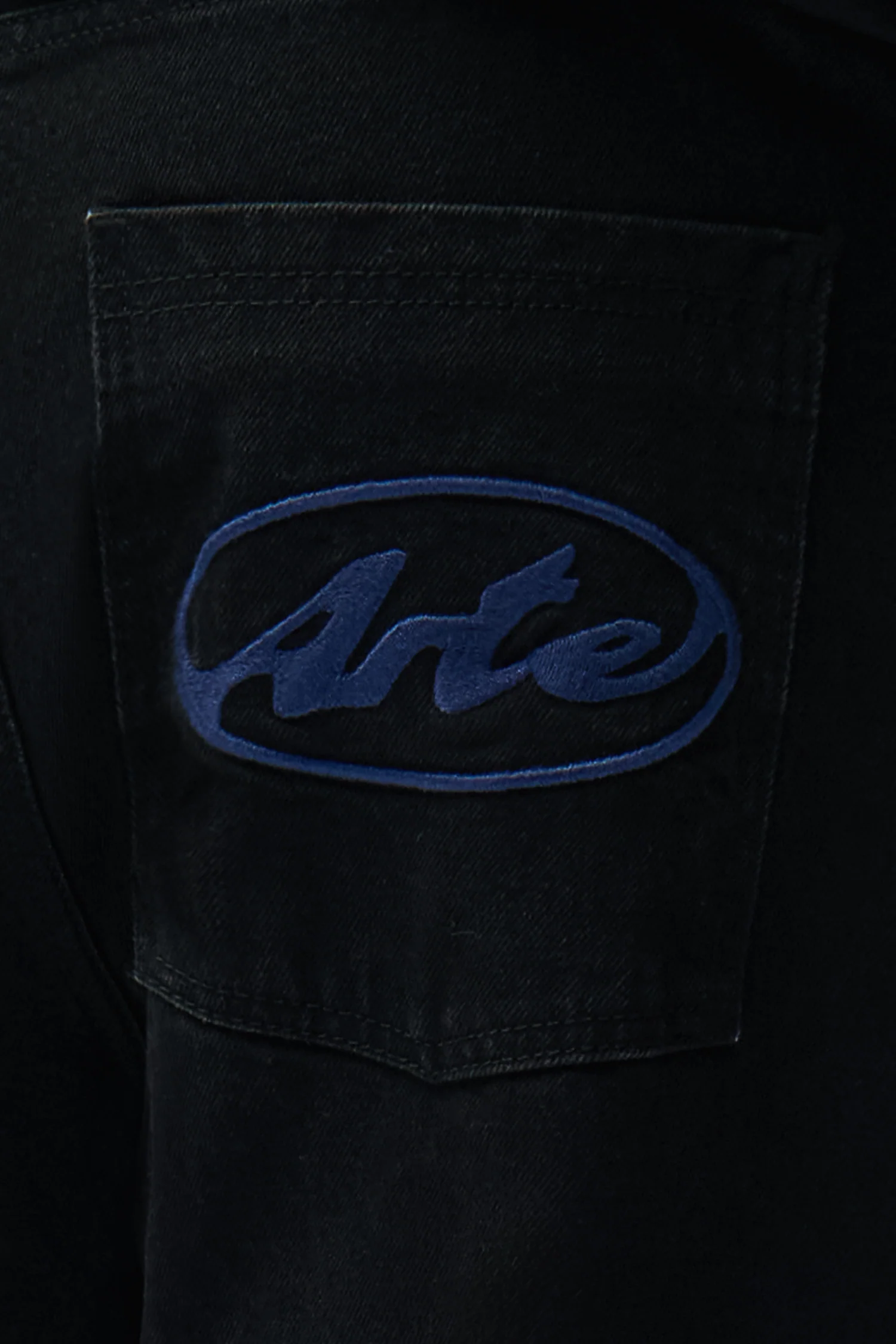 Pantalon à poche avec logo circulaire - Noir - Image 9