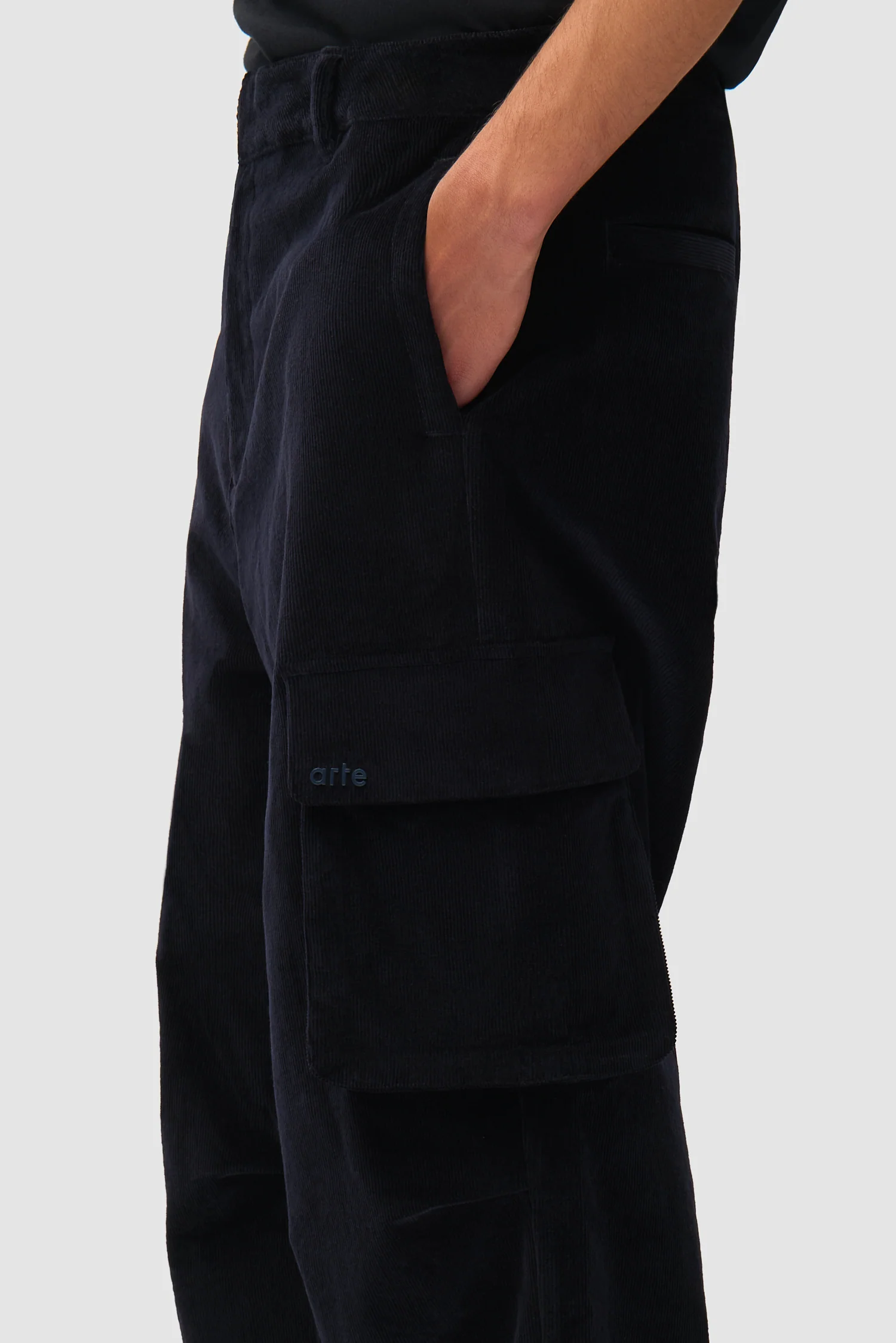 Pantalon cargo en velours côtelé - Marine - Image 5