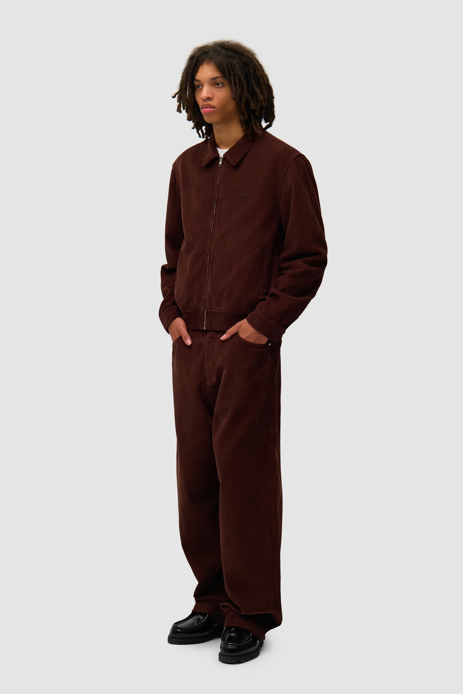 Pantalon en velours côtelé - Marron - Image 5