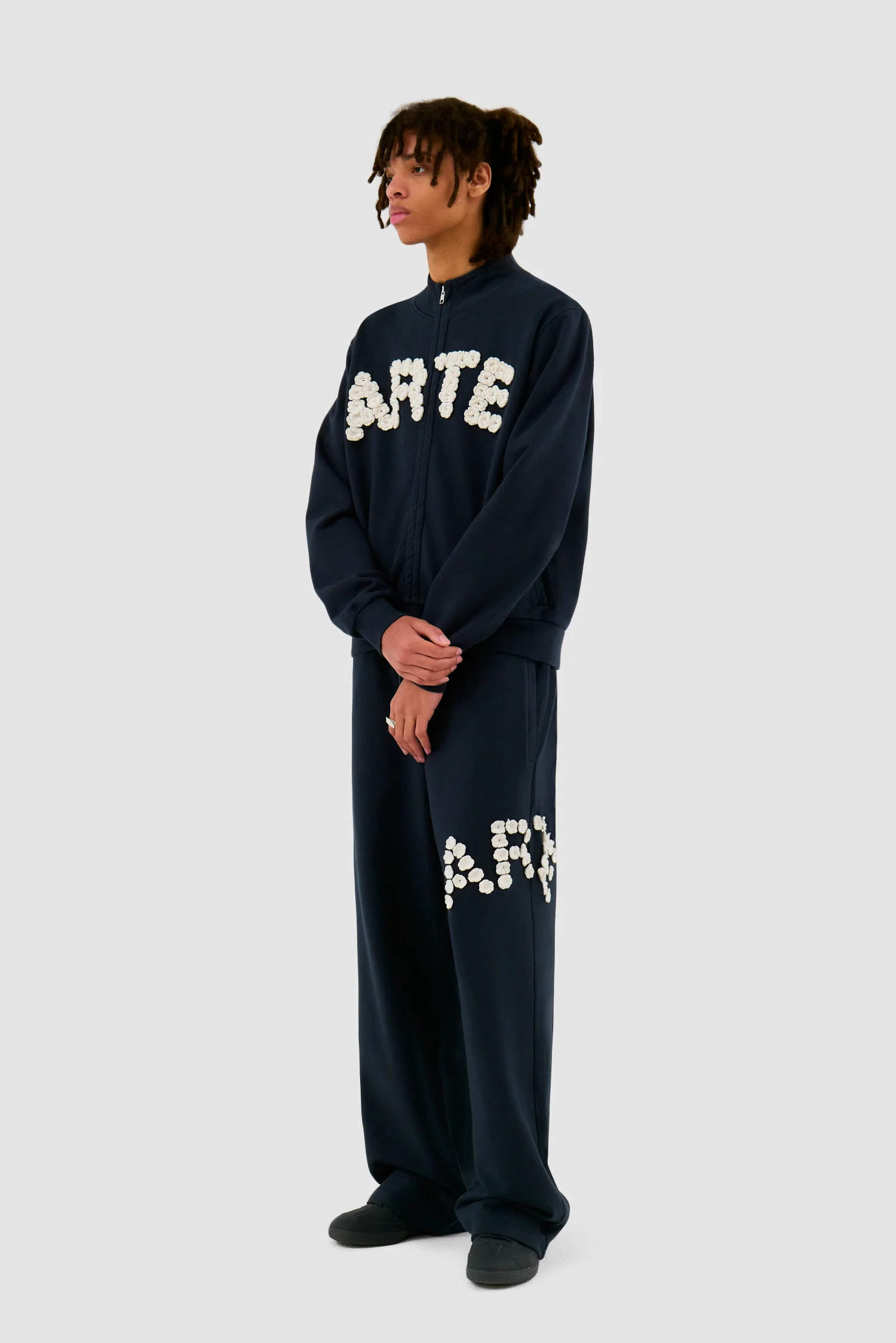 Pantalon Crochet Flowers - Navy - Image 6