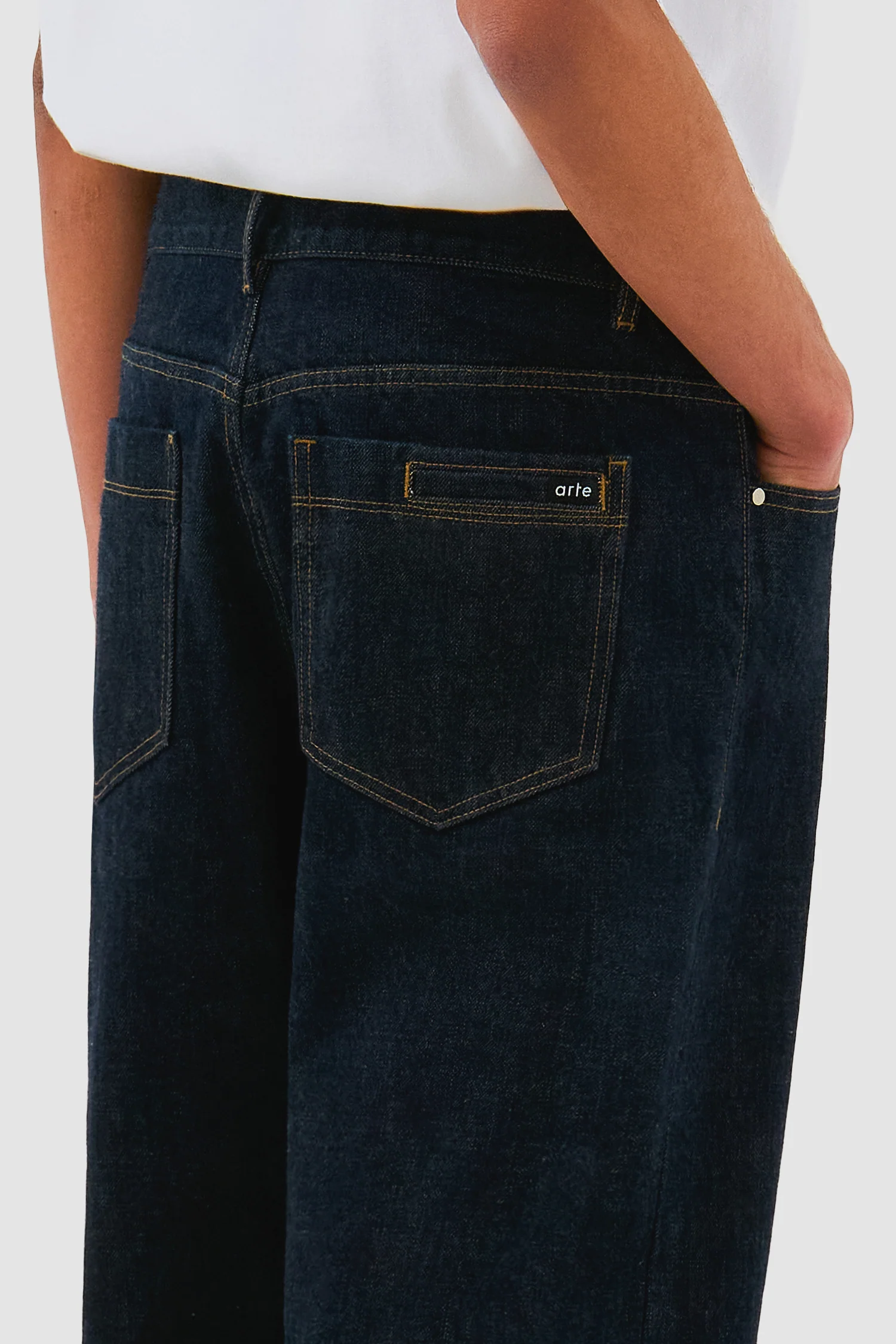 Pantalon en denim - Raw Denim - Image 8