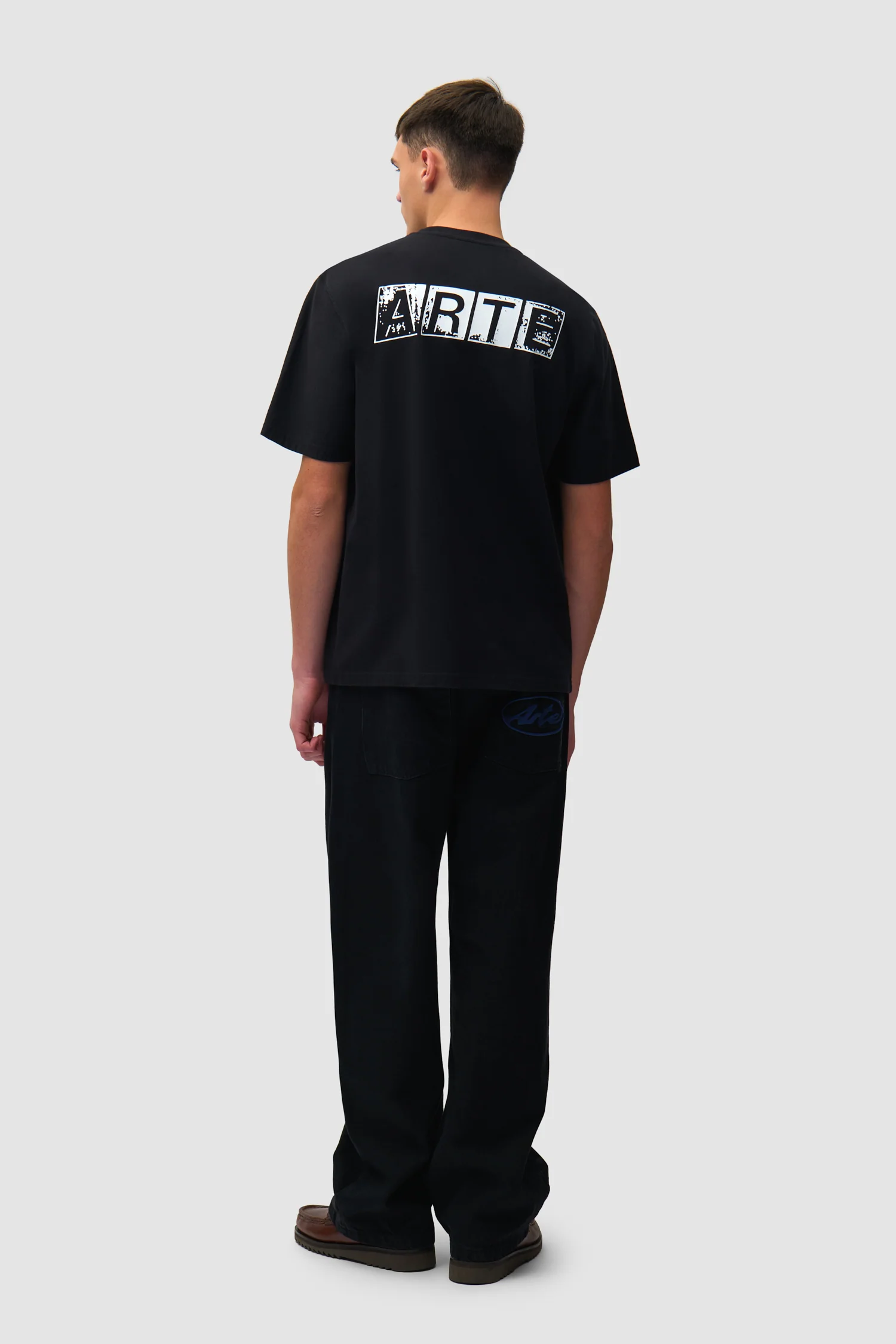 T-shirt imprimé délavé au dos - Noir - Image 5