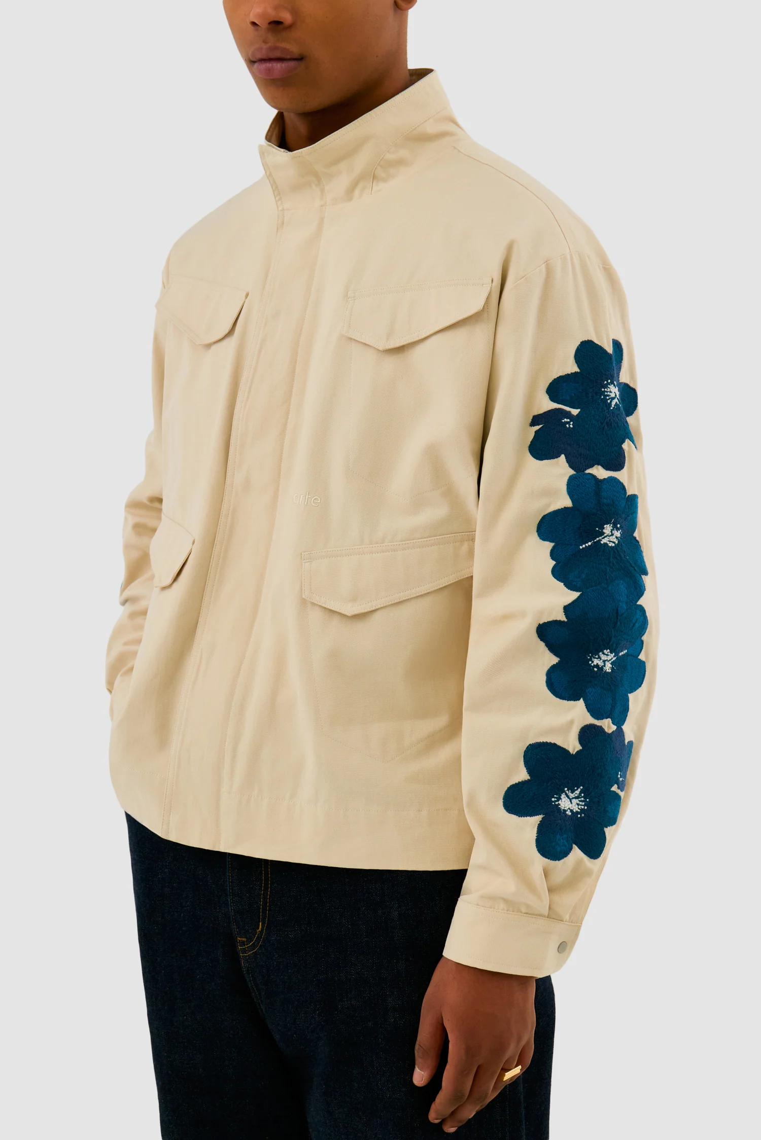 Veste brodée de fleurs - Crème - Image 7