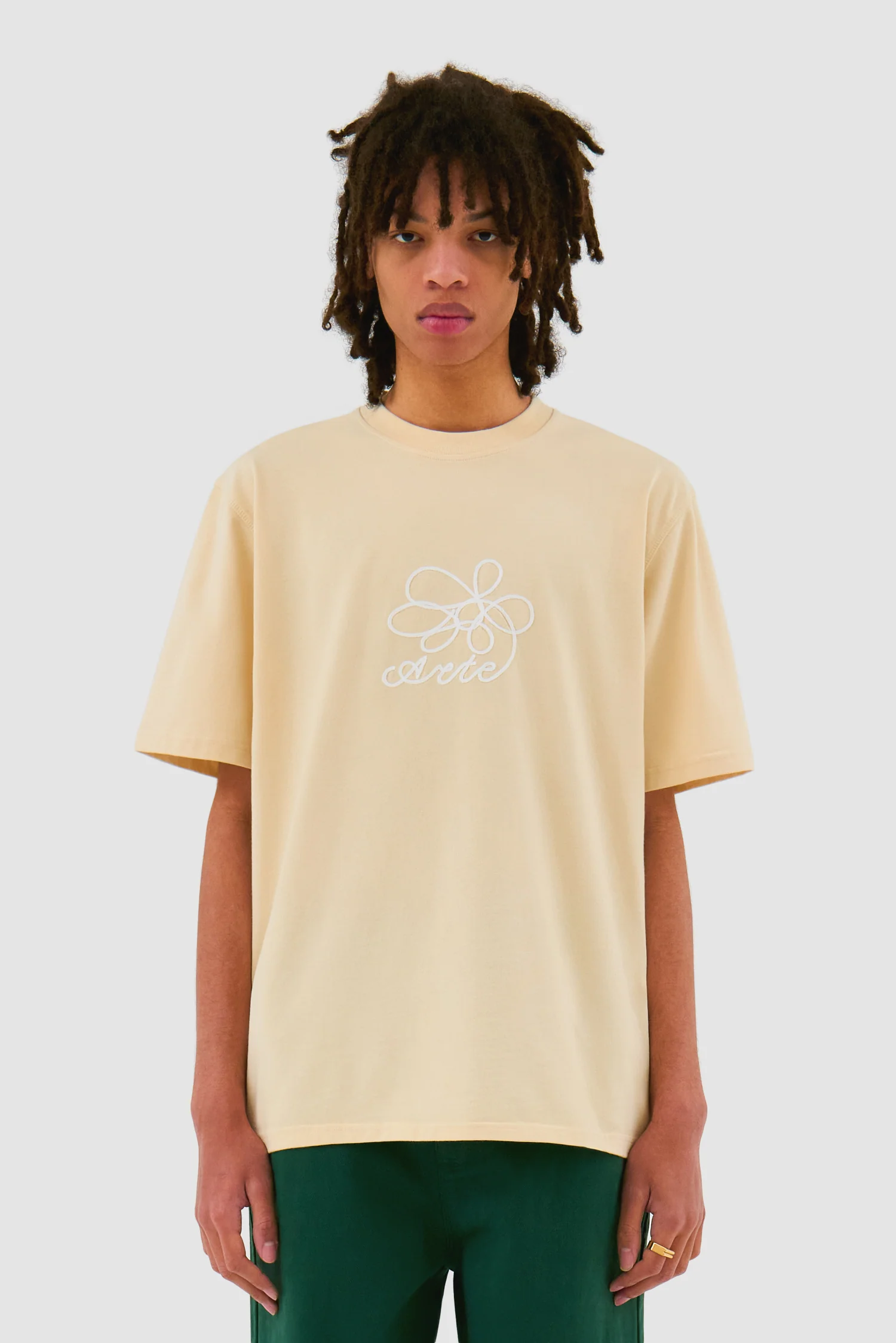 T-shirt brodé de fleurs - Crème - Image 2