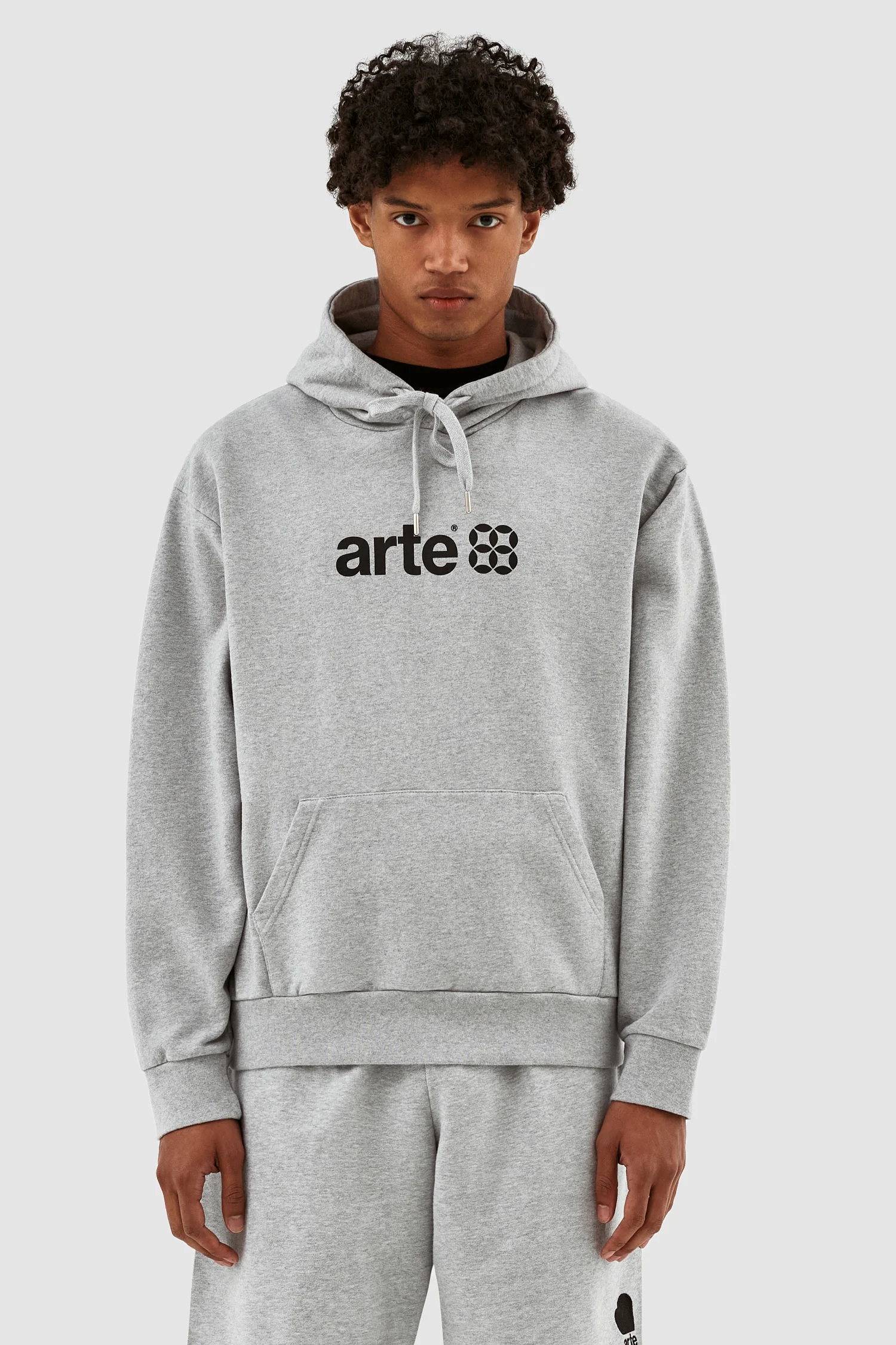 Hannes SS23 Logo Hoodie - Gris - Image 2