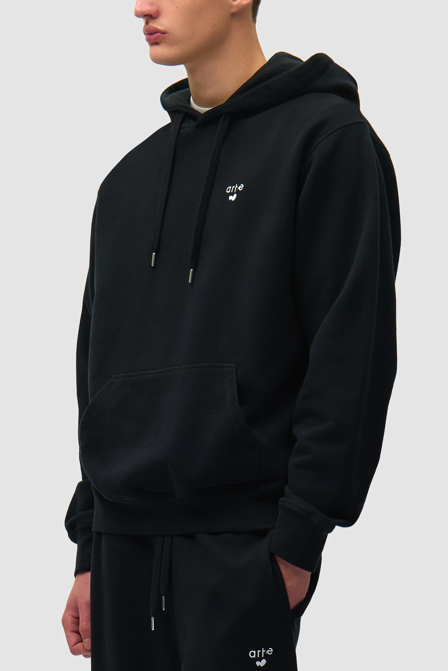 Sweat à capuche avec logo en forme de cœur - Noir - Image 7