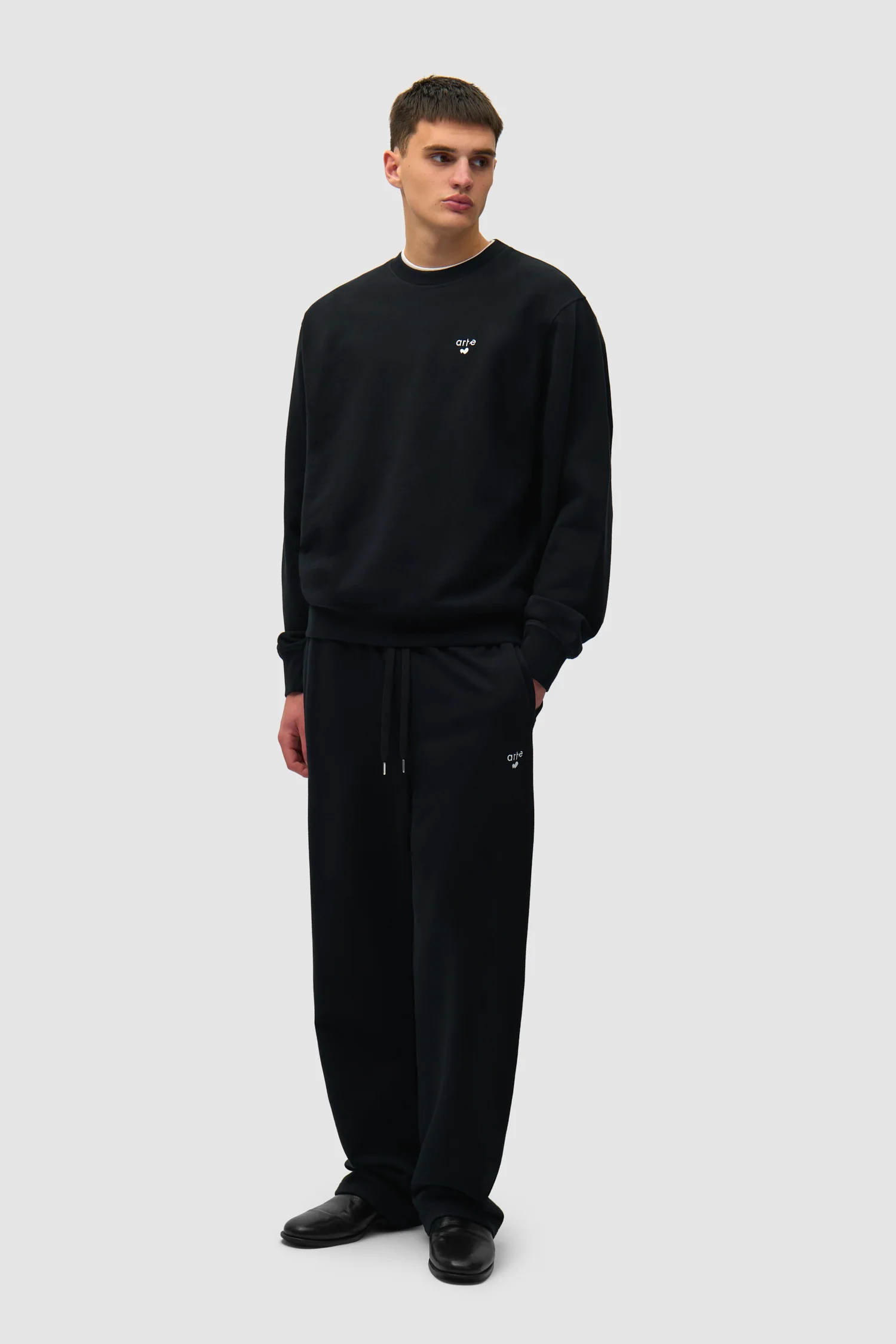Pantalon de survêtement avec logo en forme de cœur - Noir - Image 6