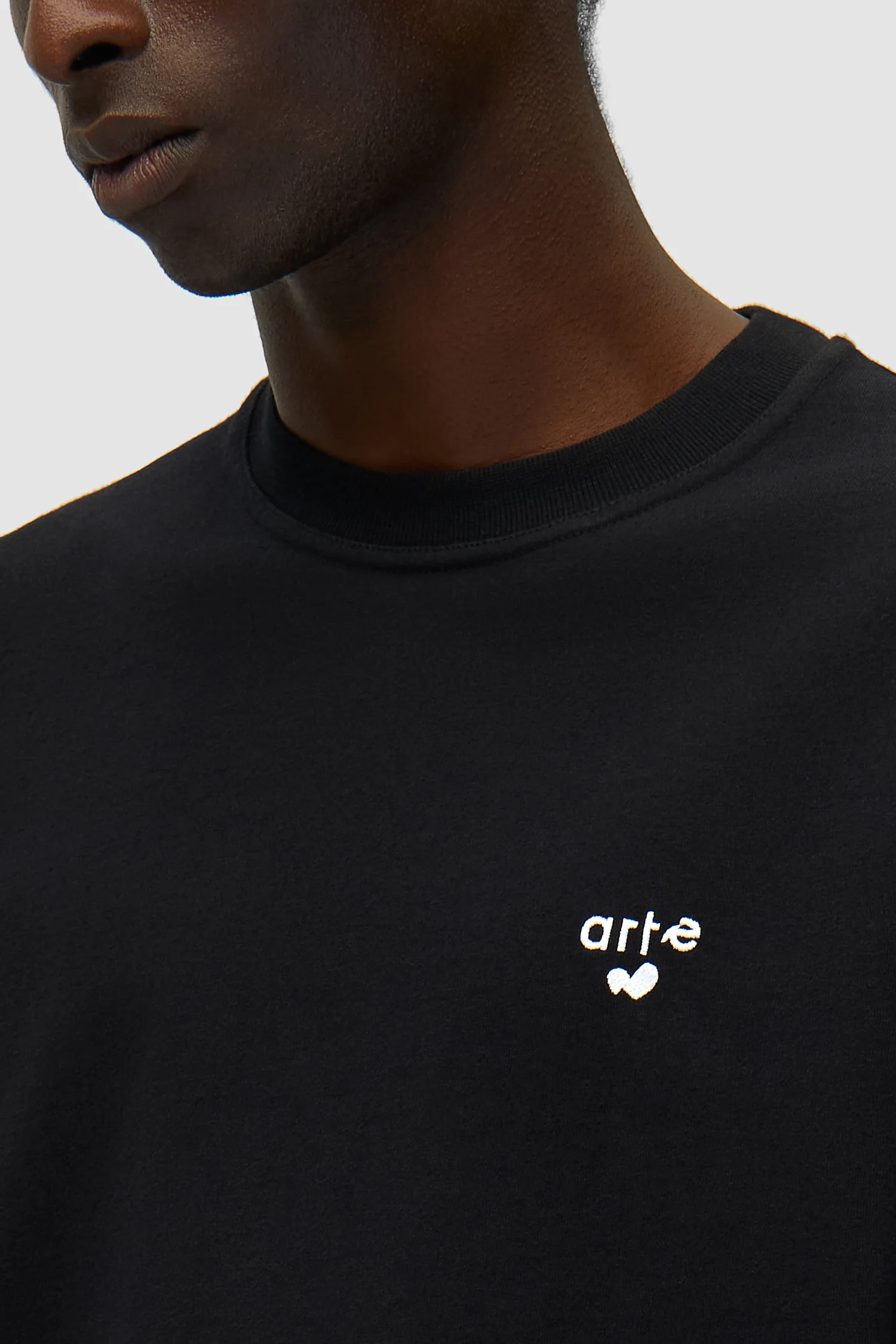 T-shirt avec logo en forme de cœur - Noir - Image 8