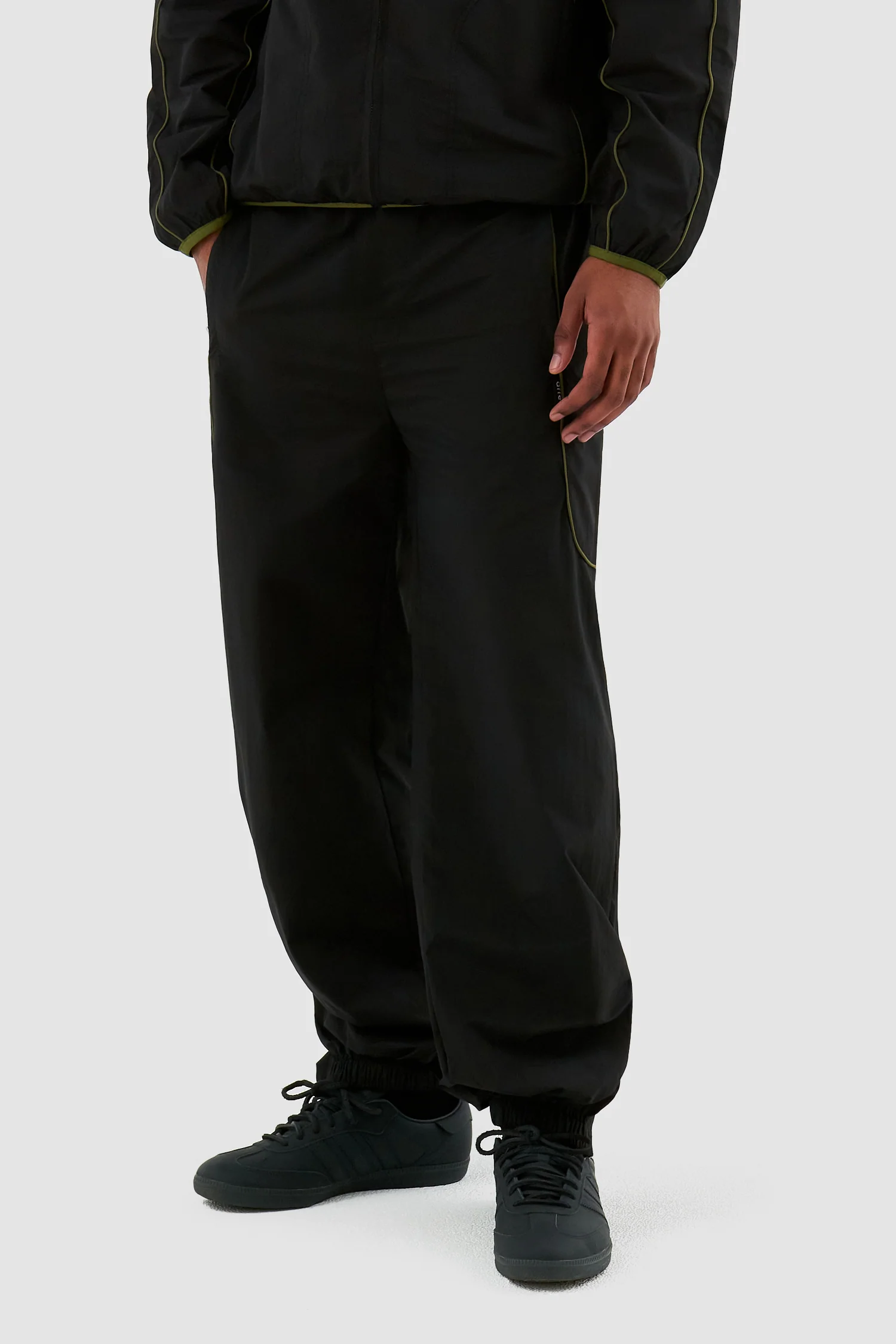 Pantalon Jordan SS24 - Noir/Vert - Image 2