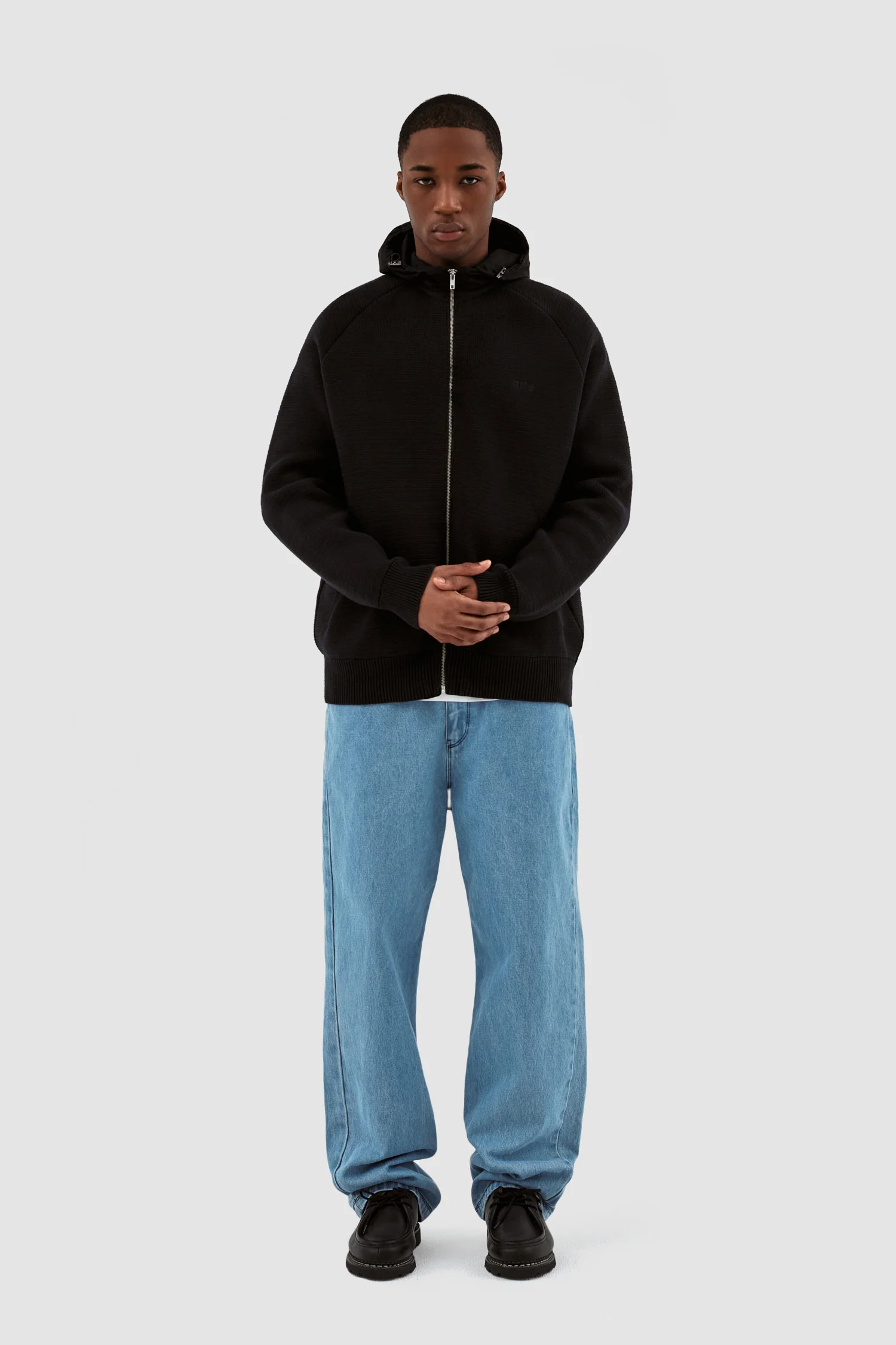 Sweat à capuche en maille Kole - Noir - Image 4