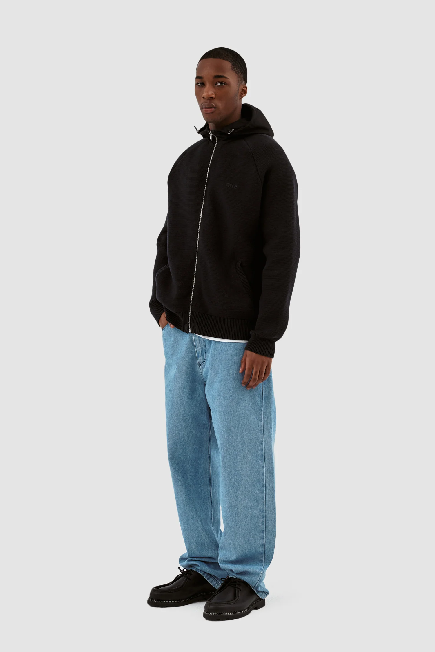 Sweat à capuche en maille Kole - Noir - Image 5
