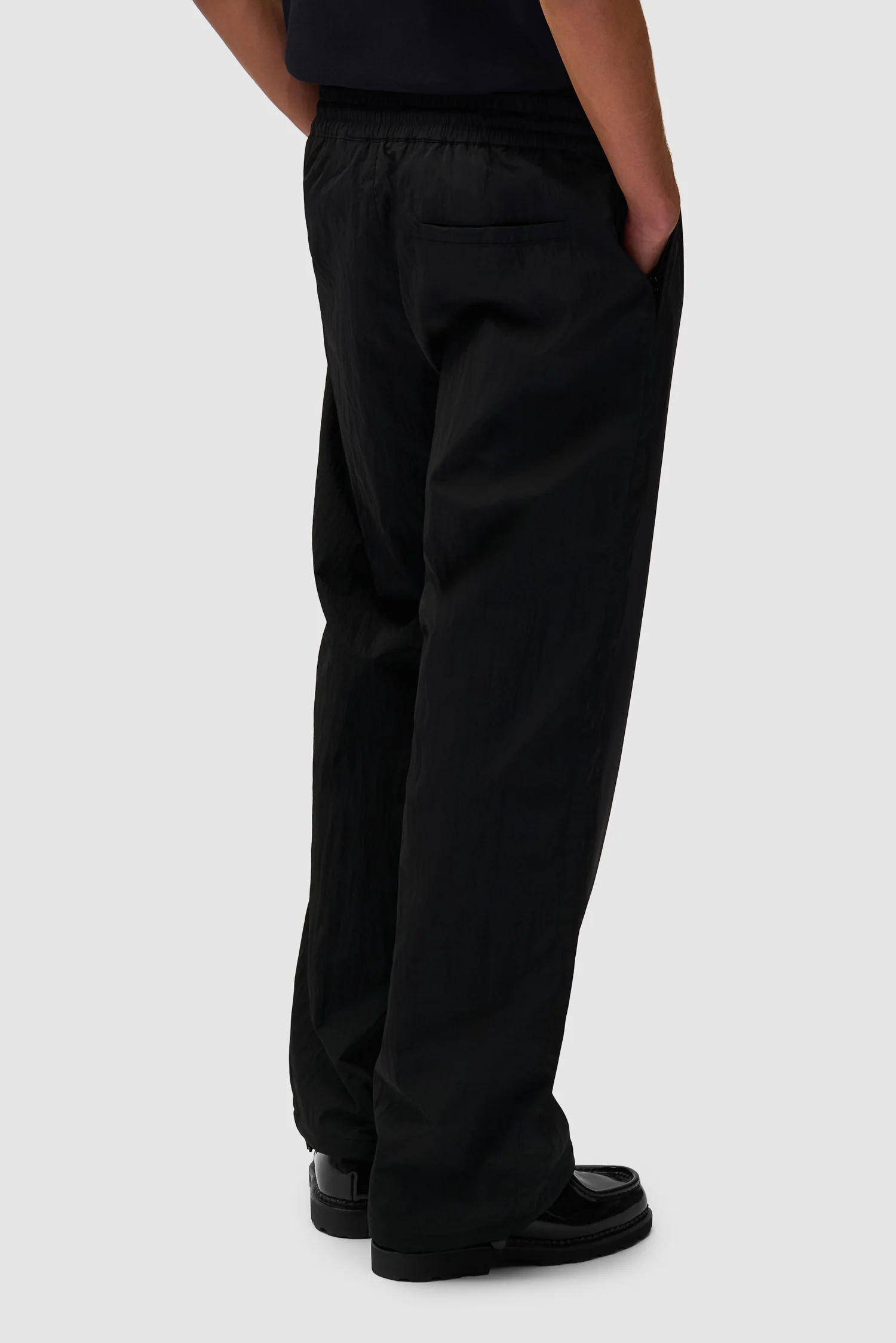 Pantalon de survêtement en nylon - Noir - Image 4
