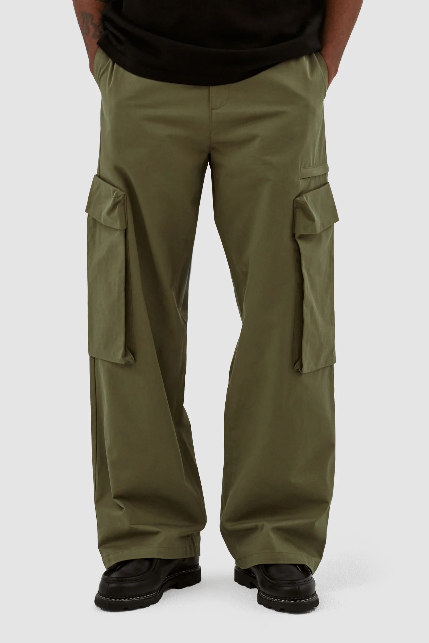 Pantalon à poches Park - Vert foncé - Image 2