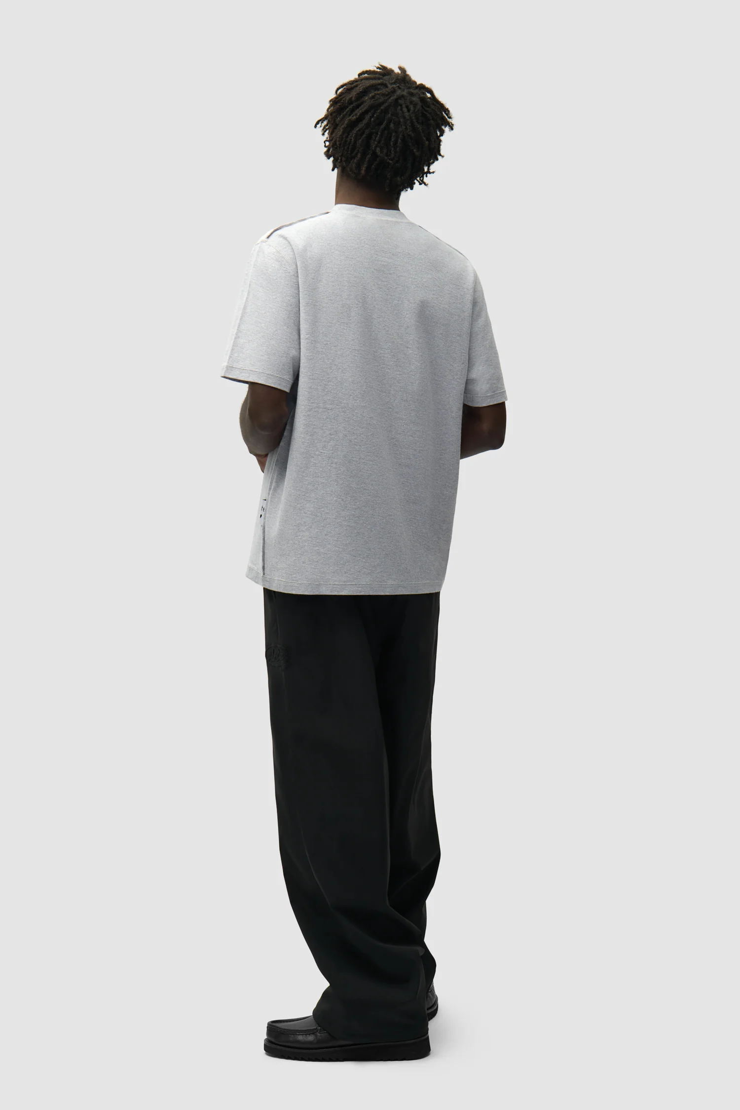 T-shirt à étiquette réversible - Gris - Image 6