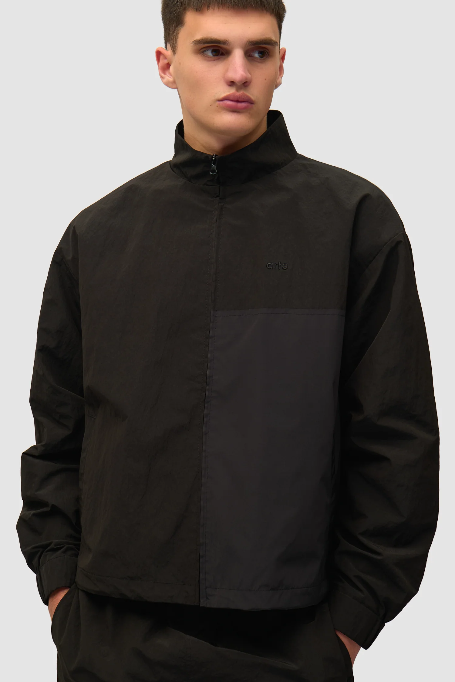 Veste de survêtement carrée - Noir - Image 7