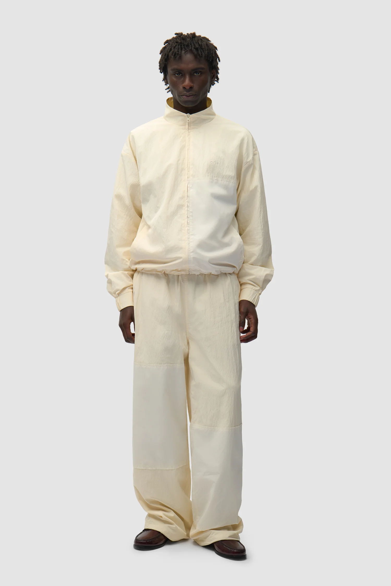 Veste de survêtement carrée - Crème - Image 4