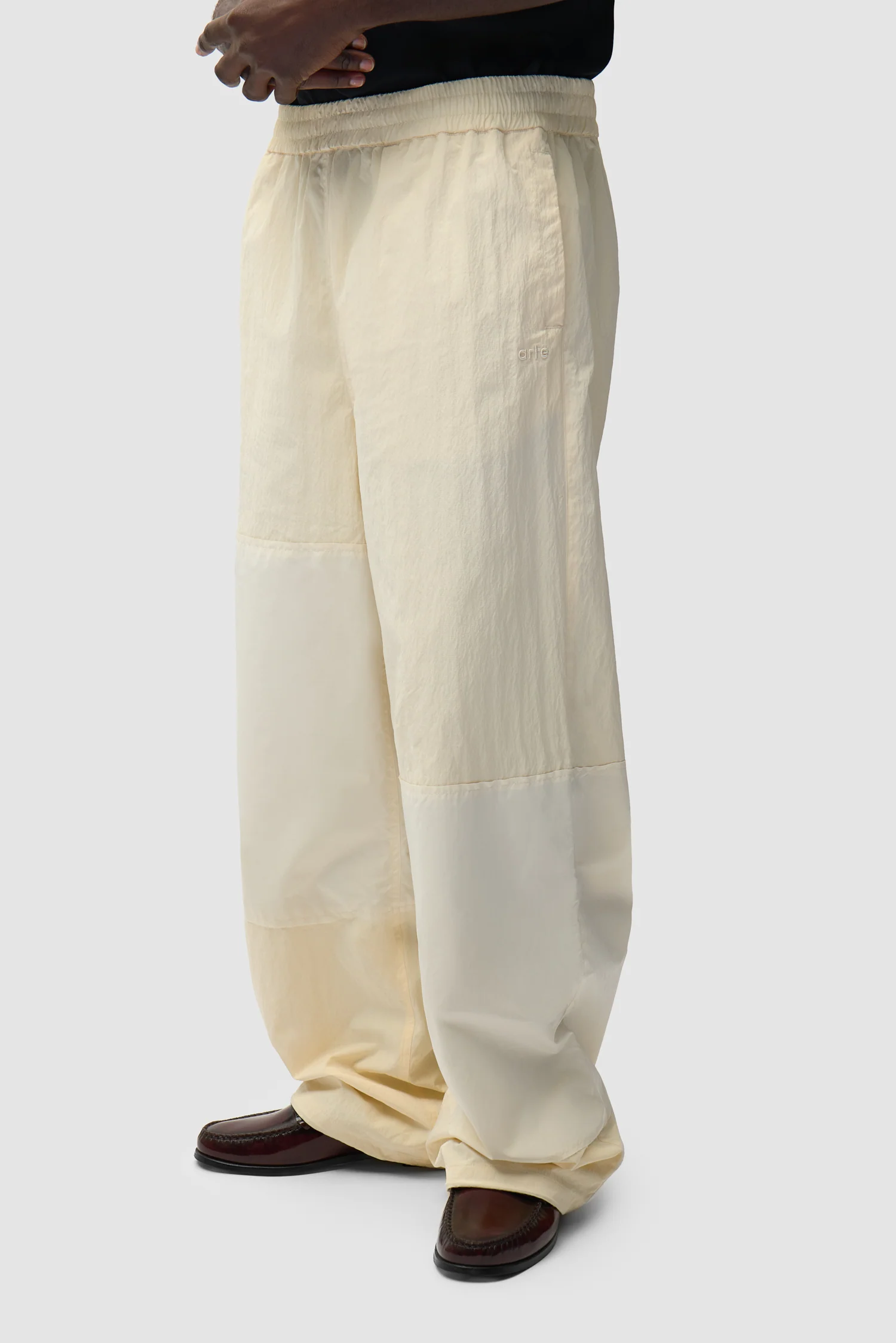 Pantalon de survêtement carré - Crème - Image 3