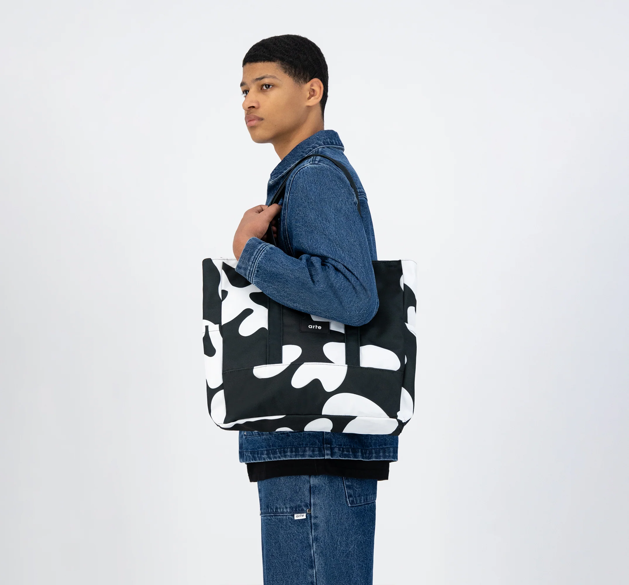 Taeuben Totebag - Noir/Blanc - Image 4