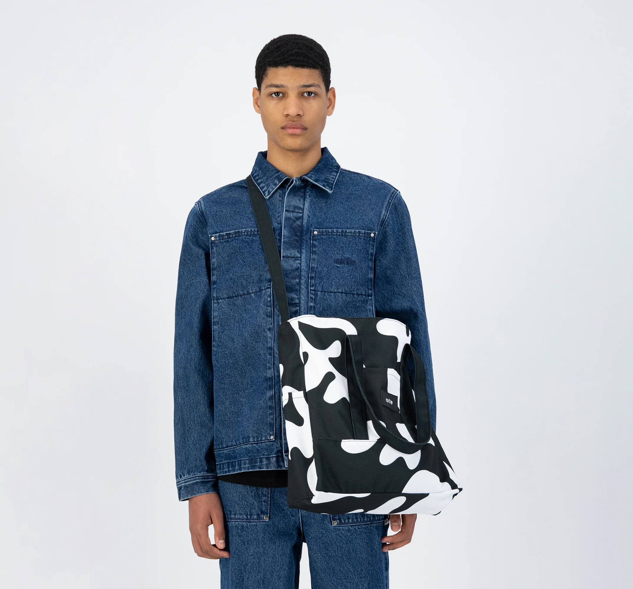 Taeuben Totebag - Noir/Blanc - Image 5
