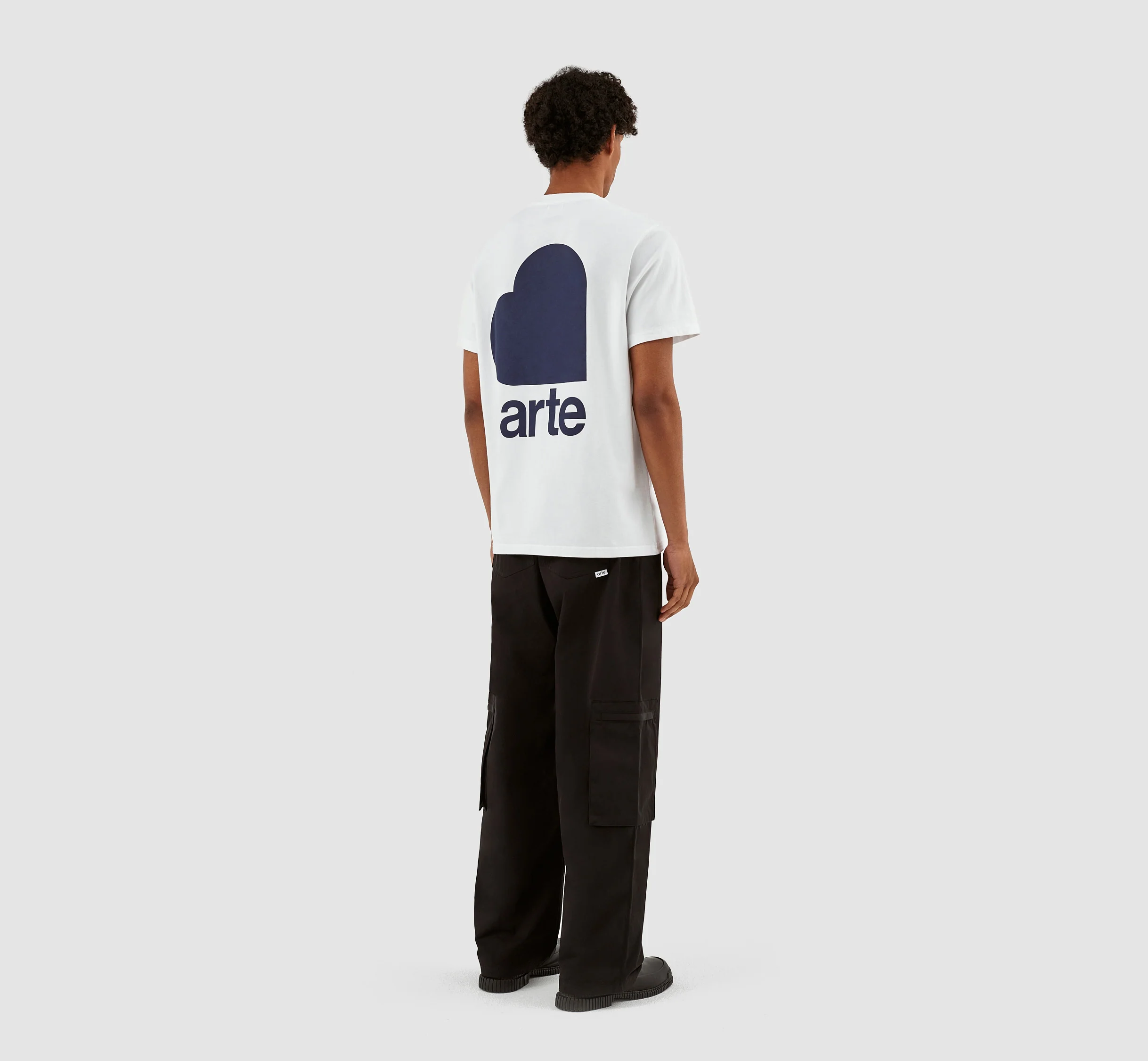 Taut Back Heart T-shirt - Blanc - Image 6