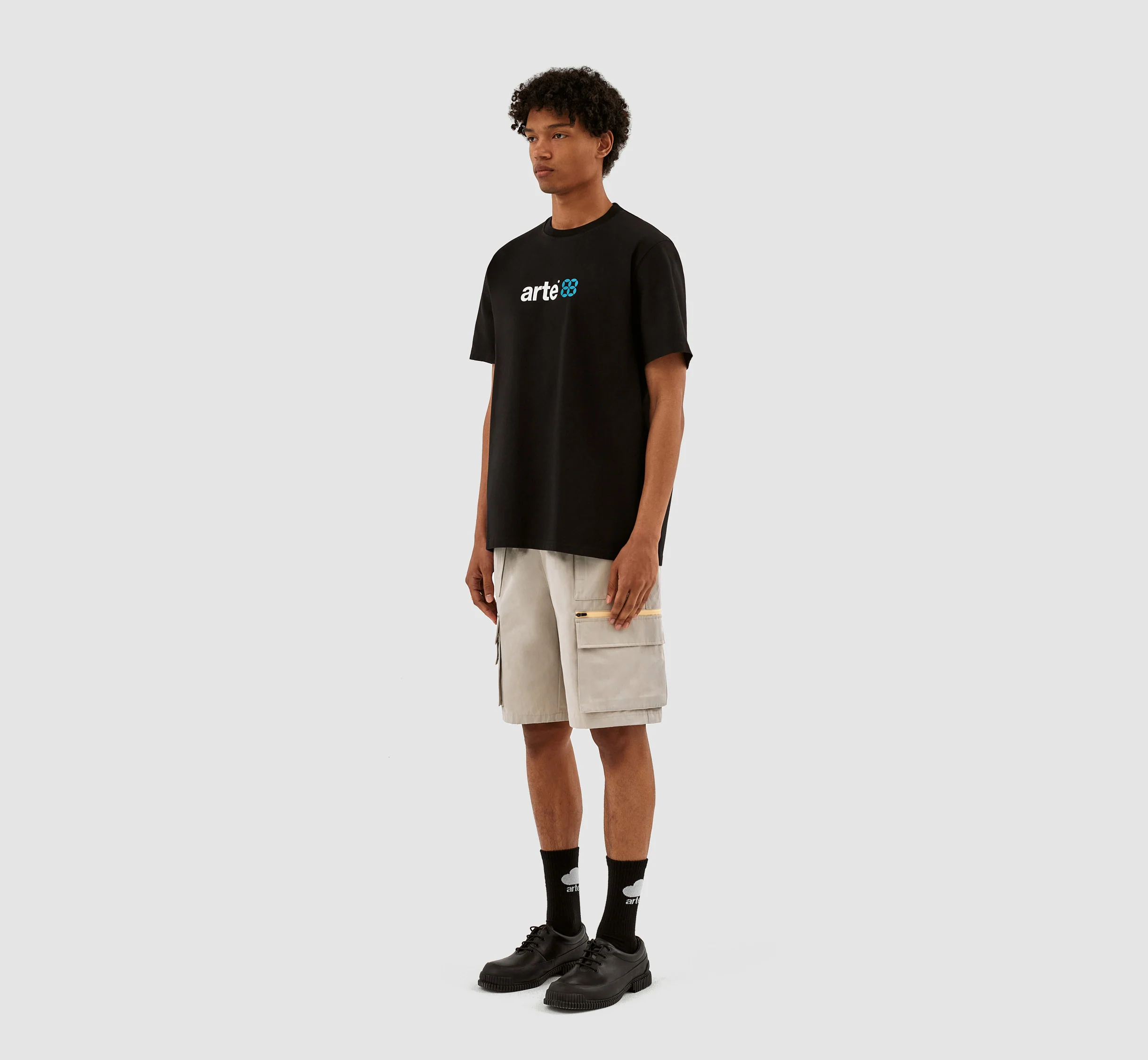 Taut SS23 Logo T-shirt - Noir - Image 6