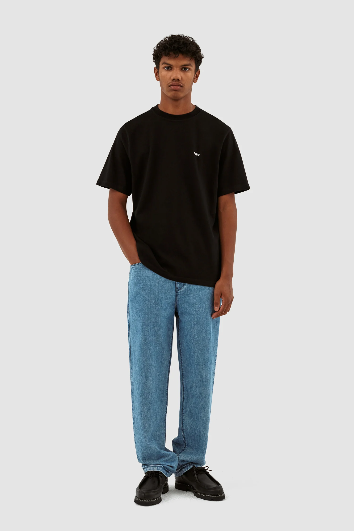 Teo - T-shirt avec anneaux au dos - Noir - Image 6
