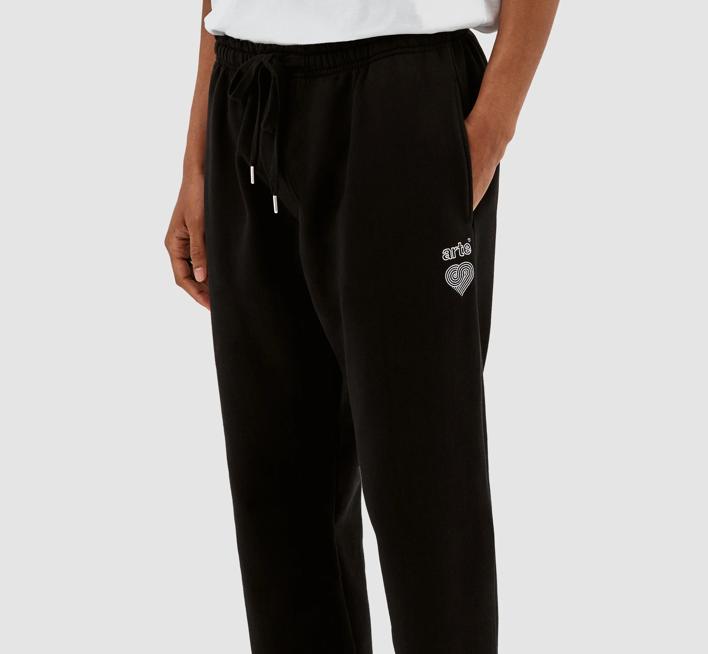 Pantalon avec logo en forme de cœur de Tristian - Noir - Image 4