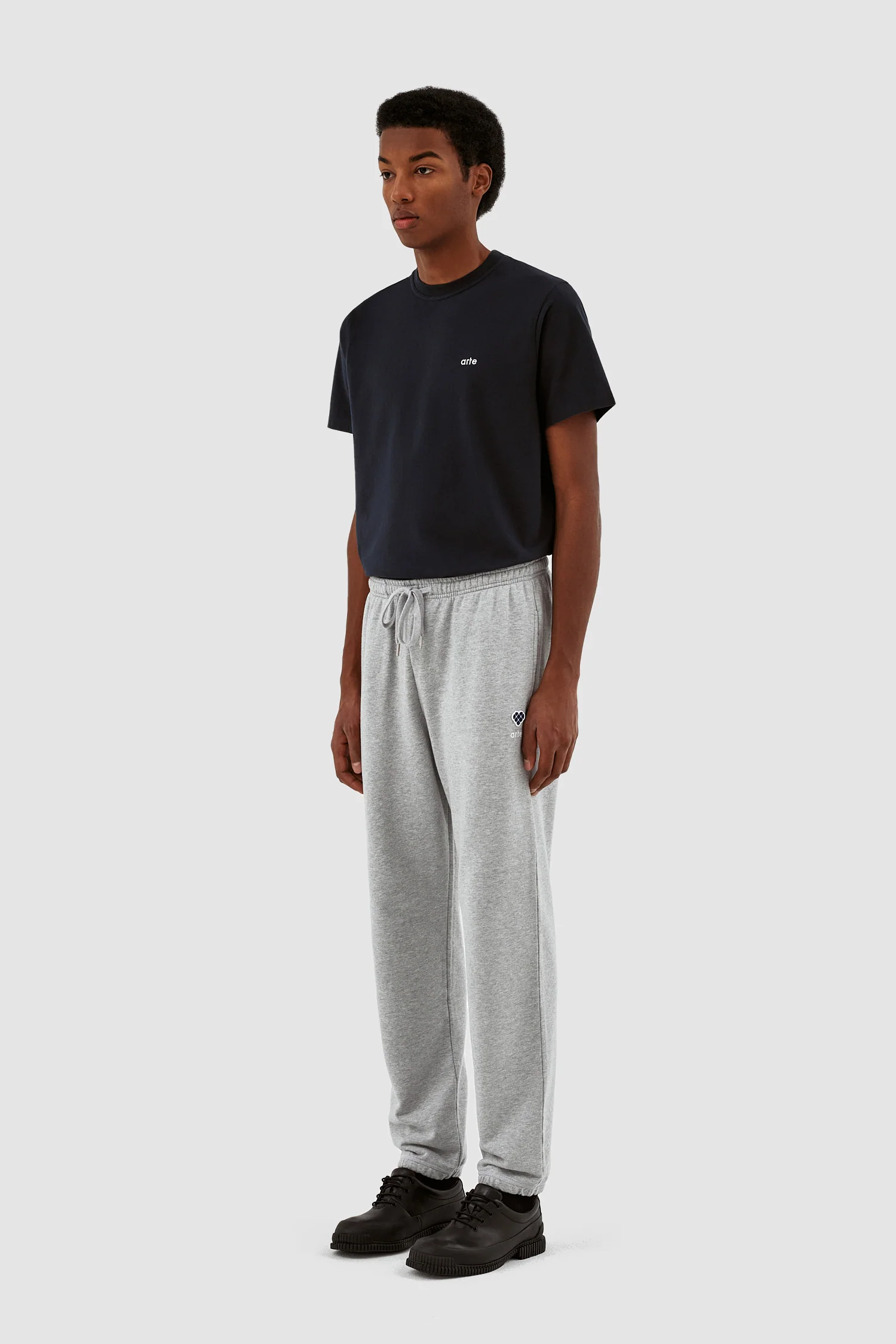 Pantalon Tristian Heart Patch - Gris - Image 5