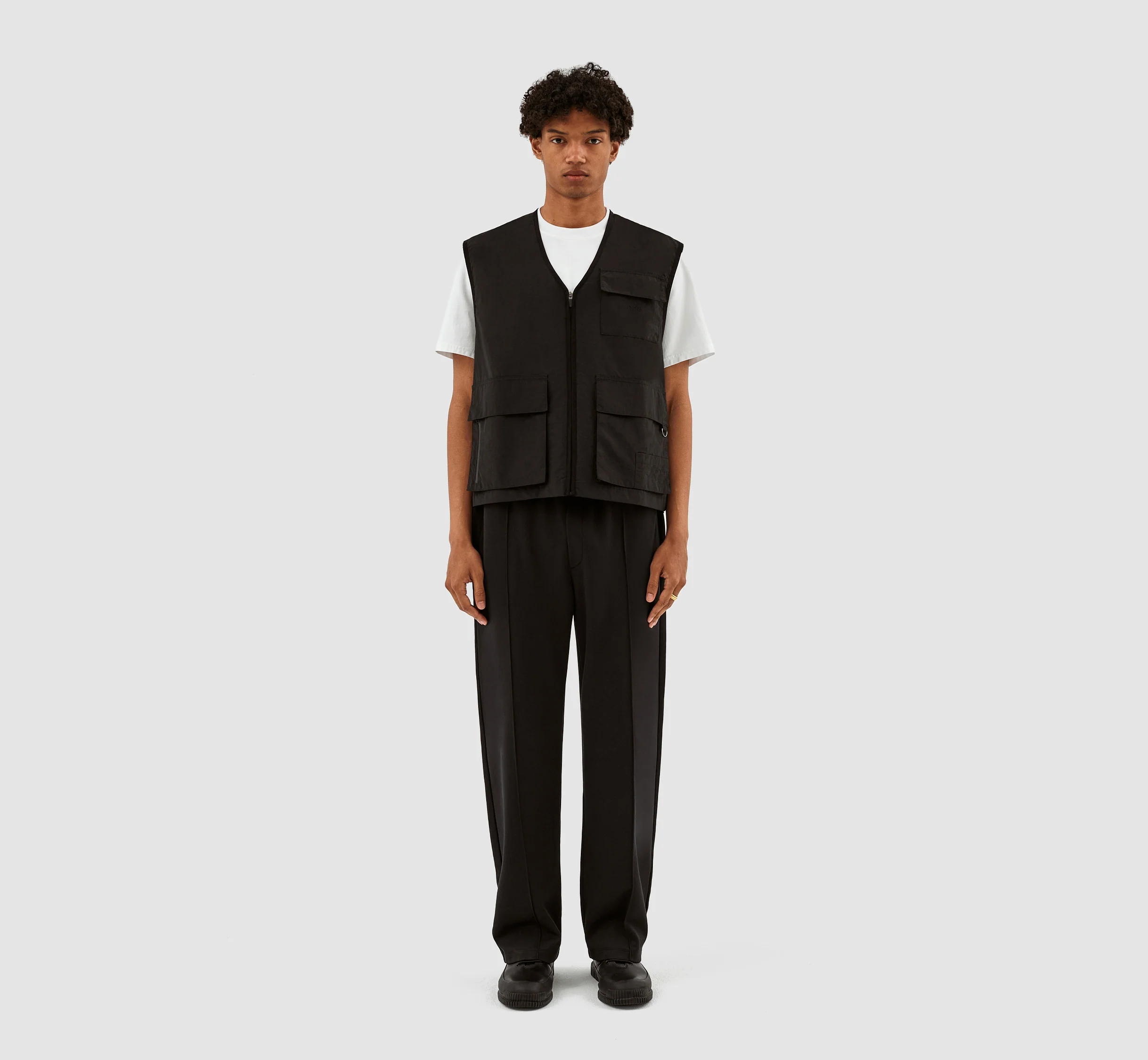 AW23-225C - Image 4
